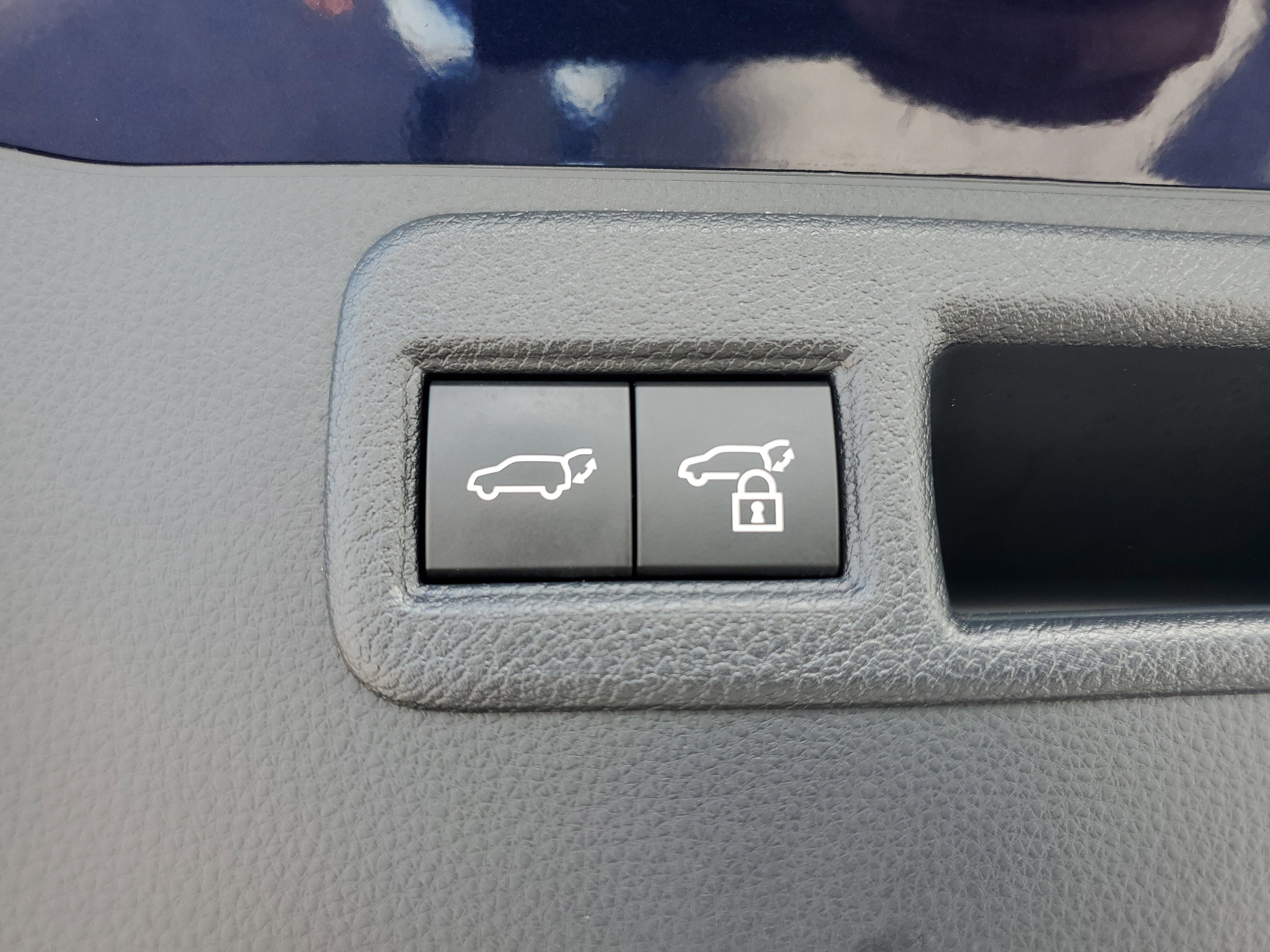 2024 Toyota Venza LE