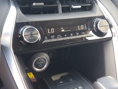 2024 Toyota Venza LE