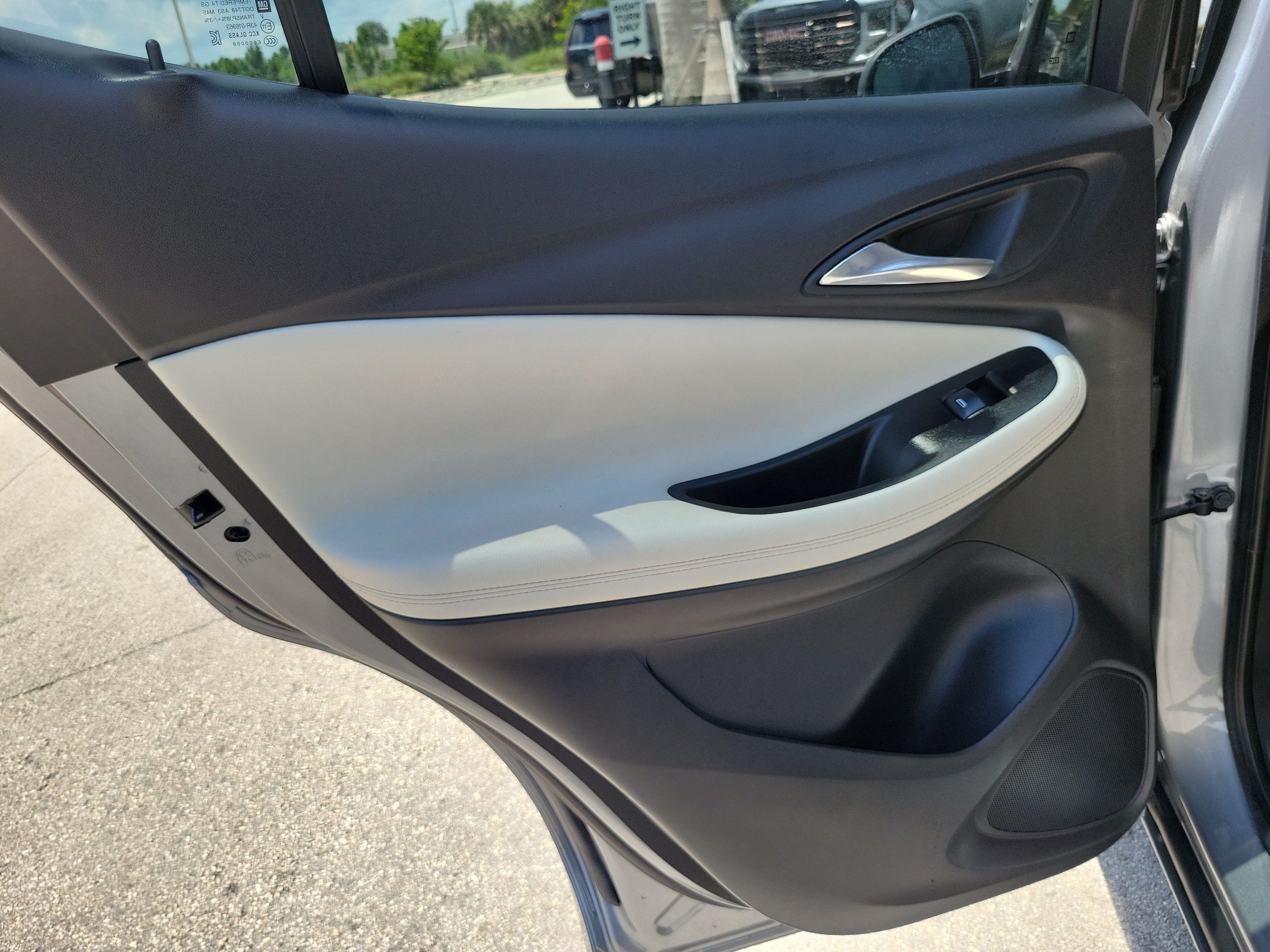 2024 Buick Encore GX Avenir