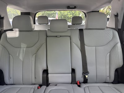 2025 Hyundai Palisade SEL Premium 8P