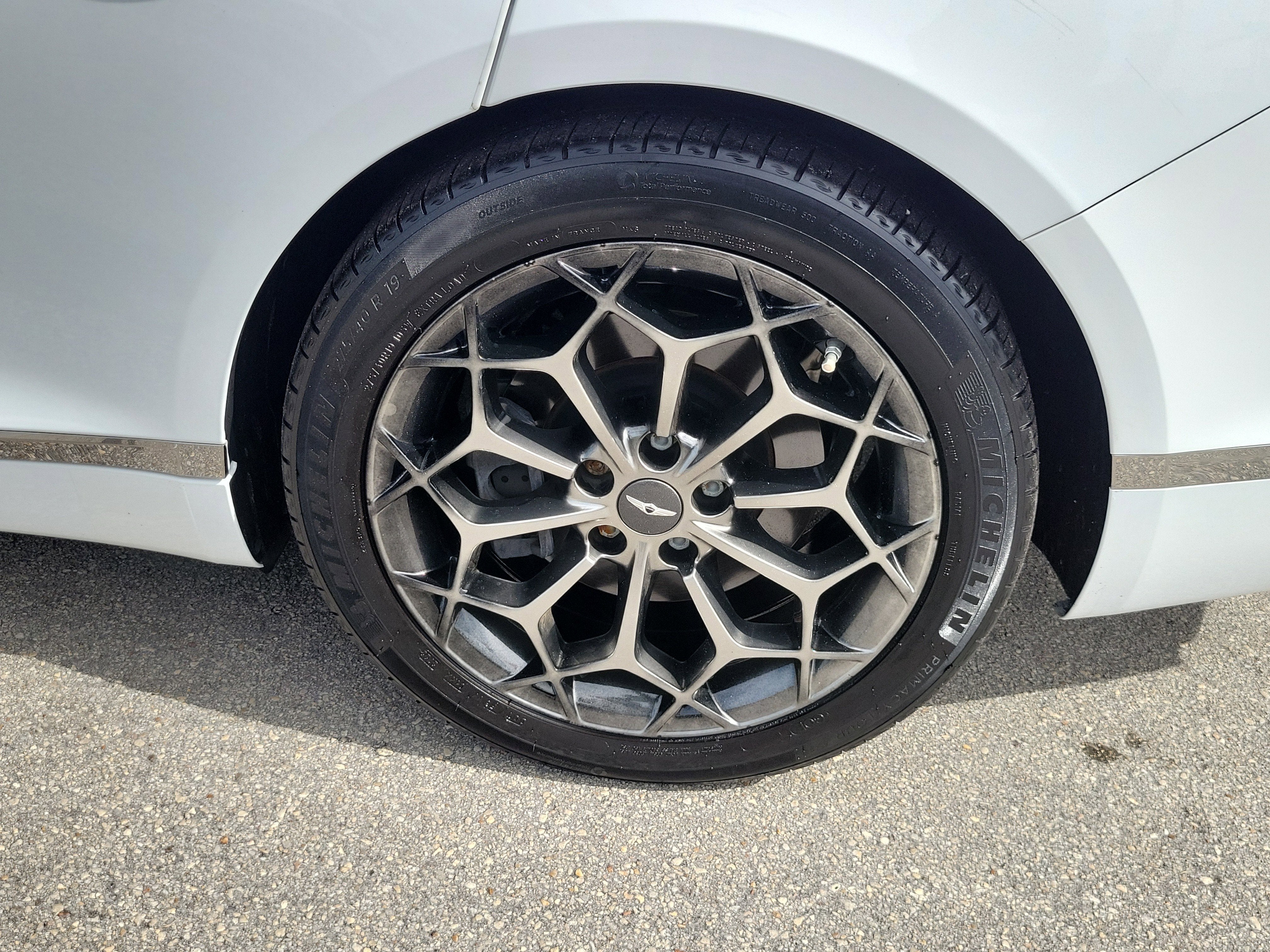 2023 Genesis G80 2.5T