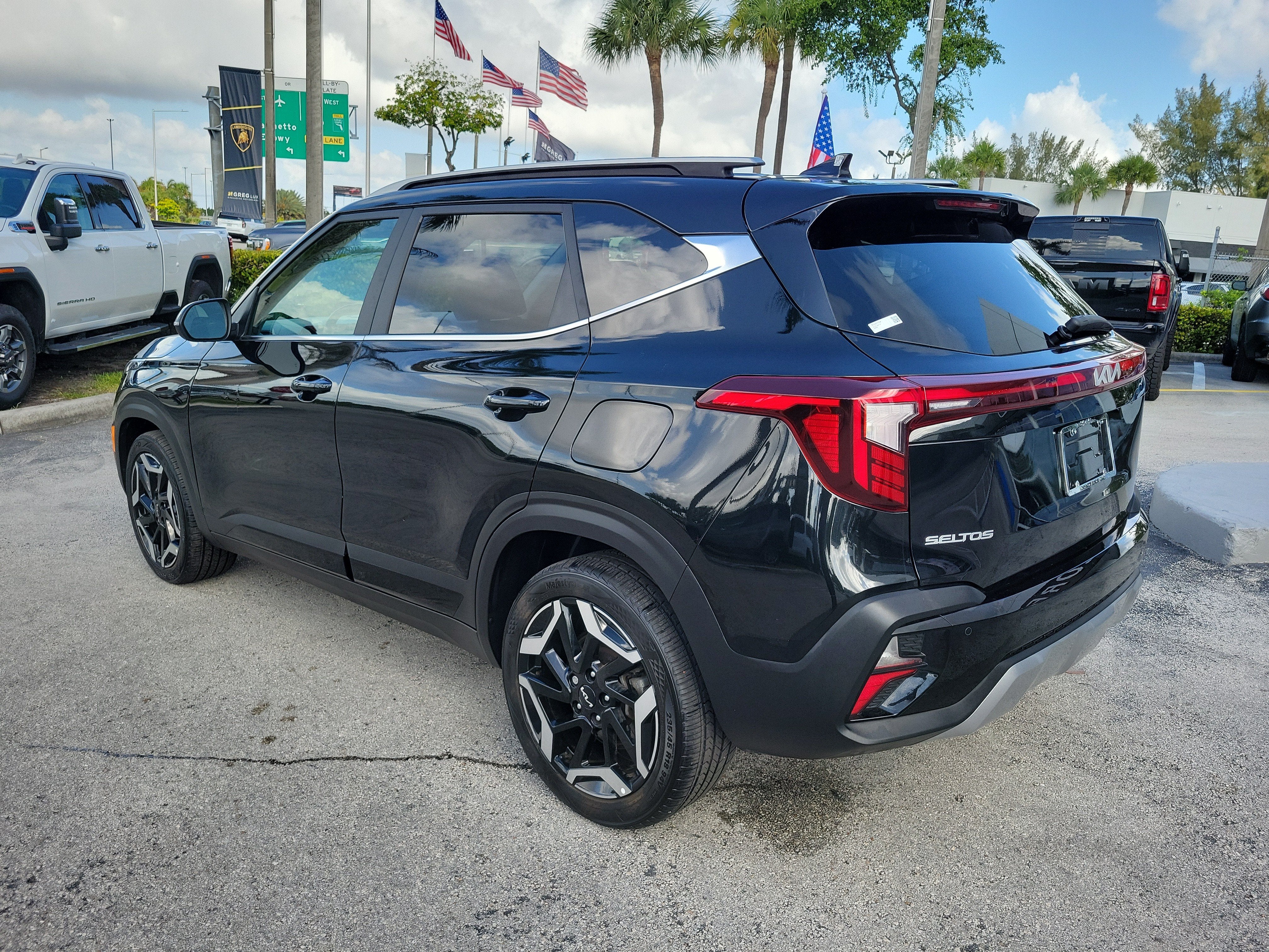 2025 Kia Seltos SX