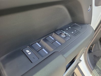 2025 Land Rover Defender S