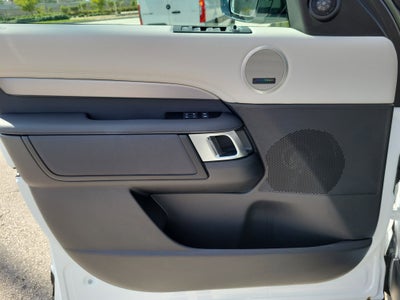 2023 Land Rover Discovery HSE R-Dynamic