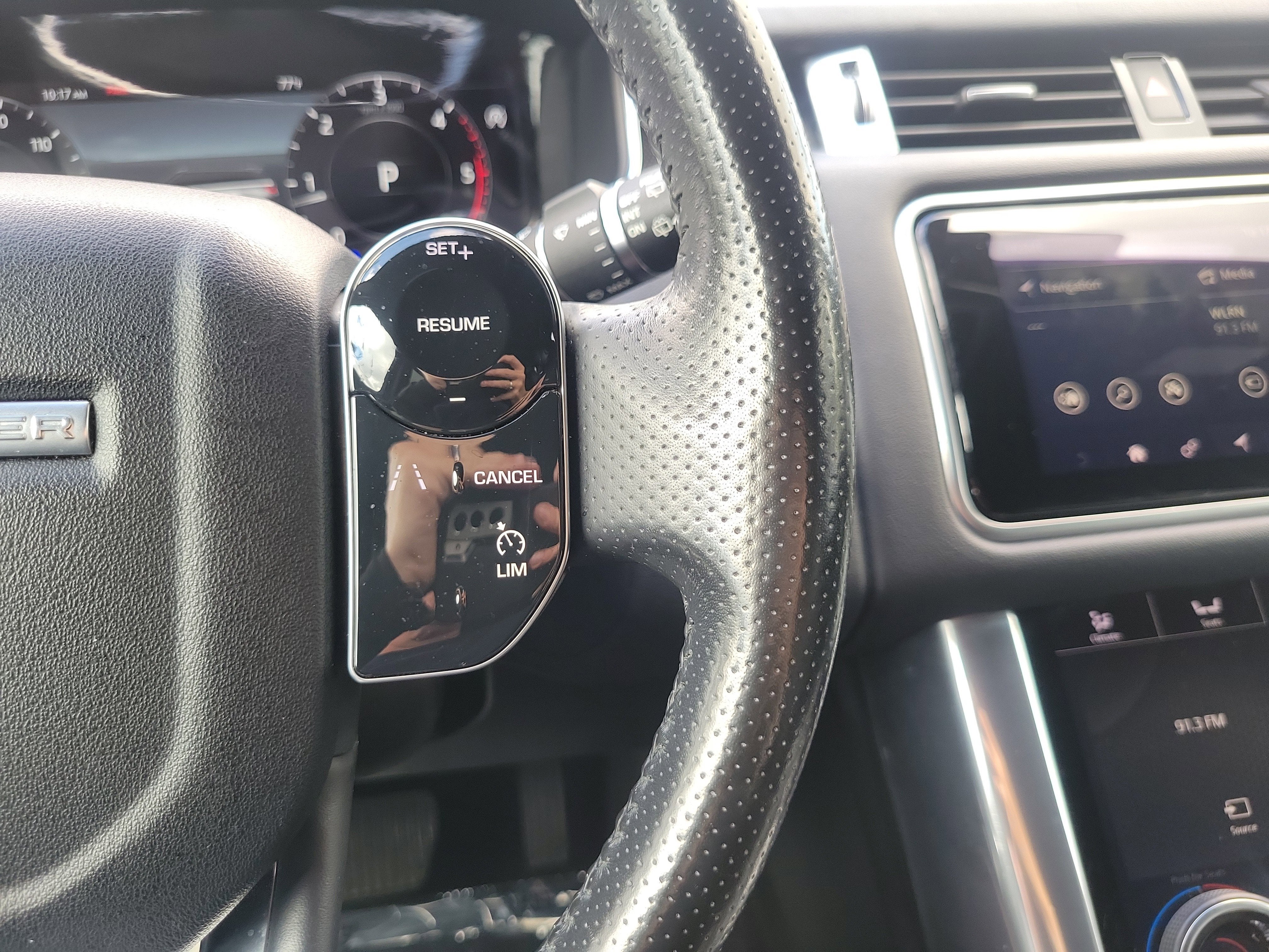 2018 Land Rover Range Rover Sport SE