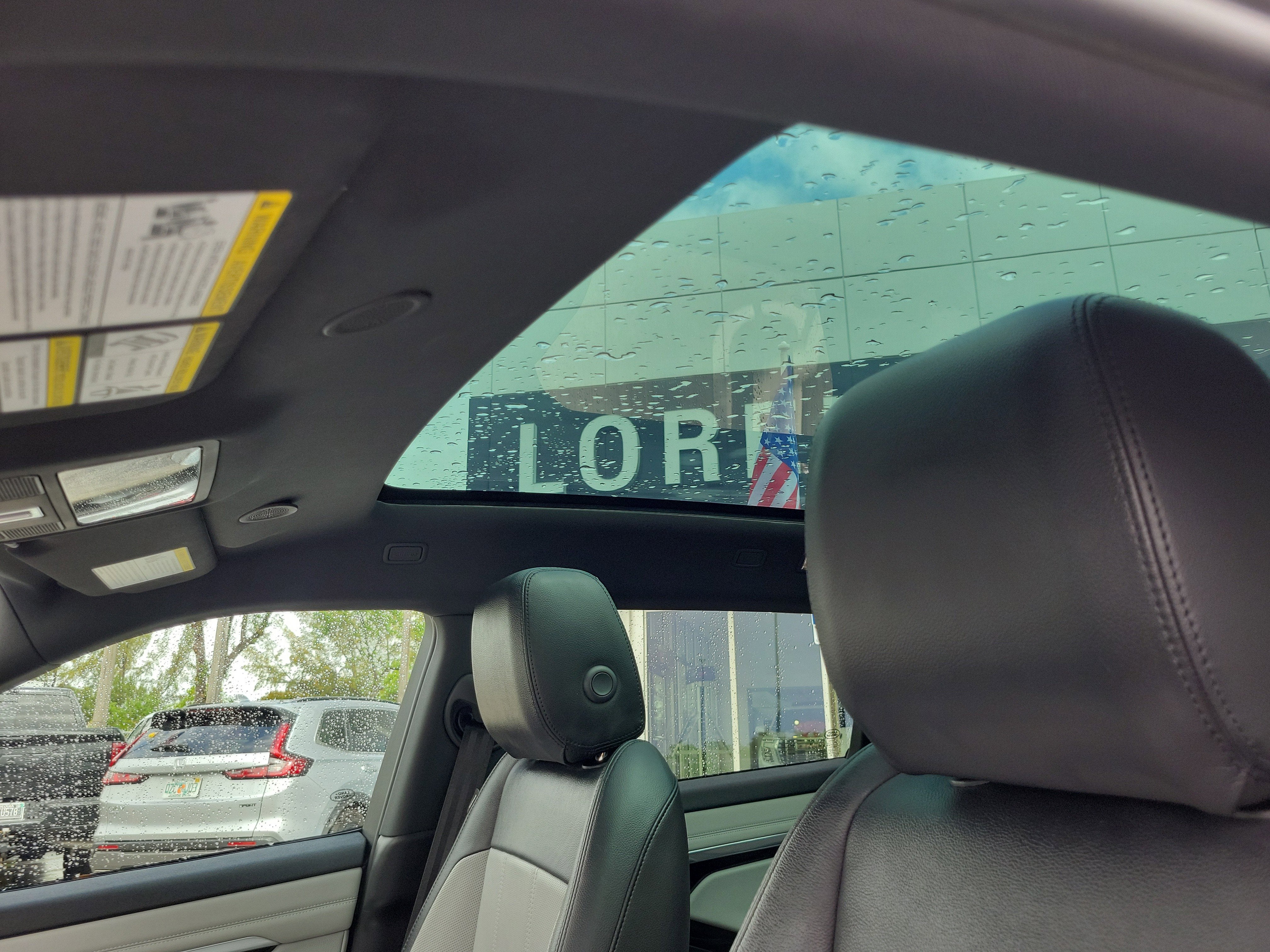 2023 Land Rover Range Rover Evoque R-Dynamic SE