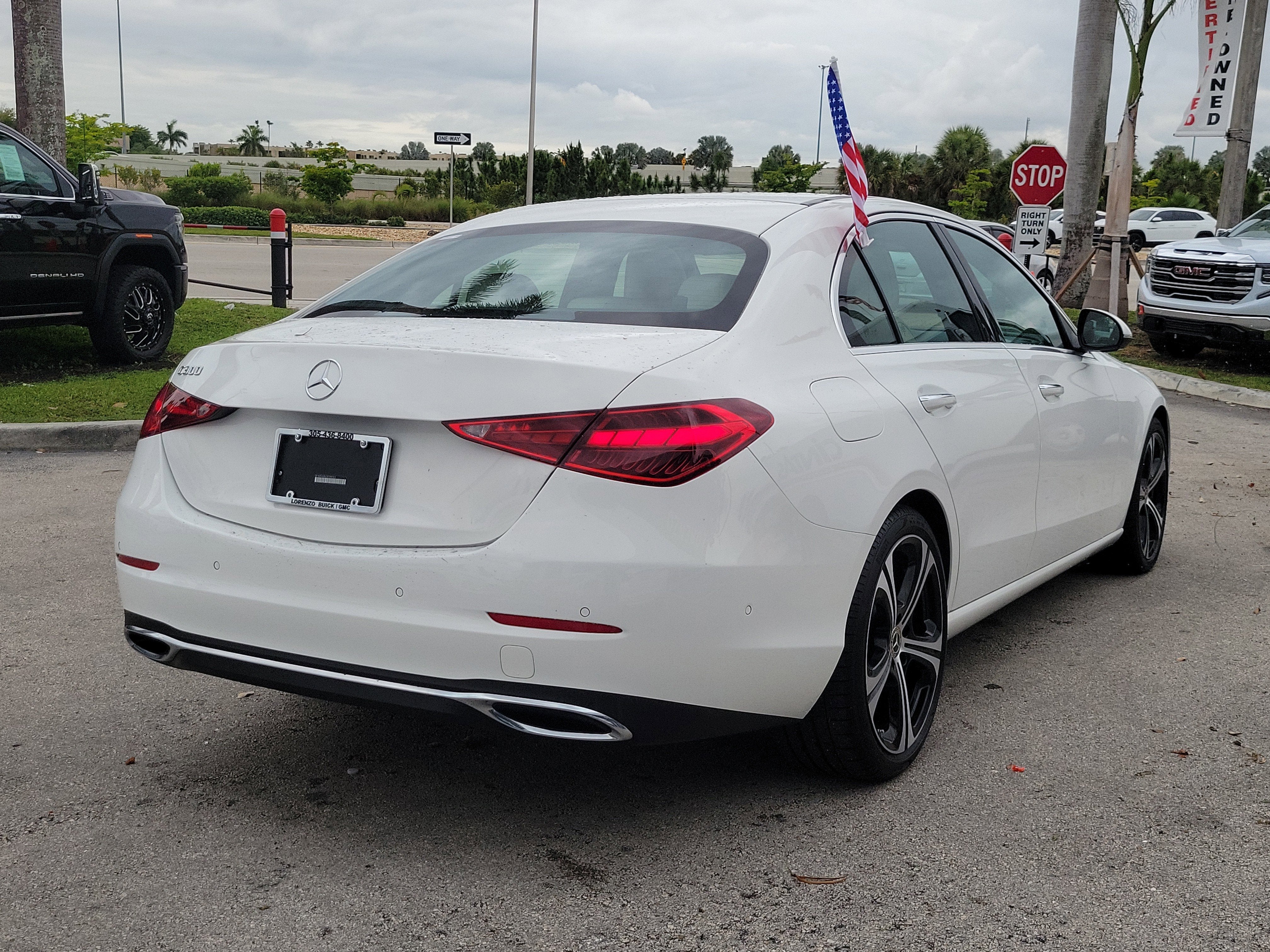 2025 Mercedes-Benz C-Class C 300