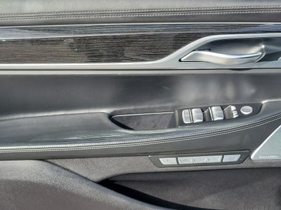 2017 BMW 7 Series 750i