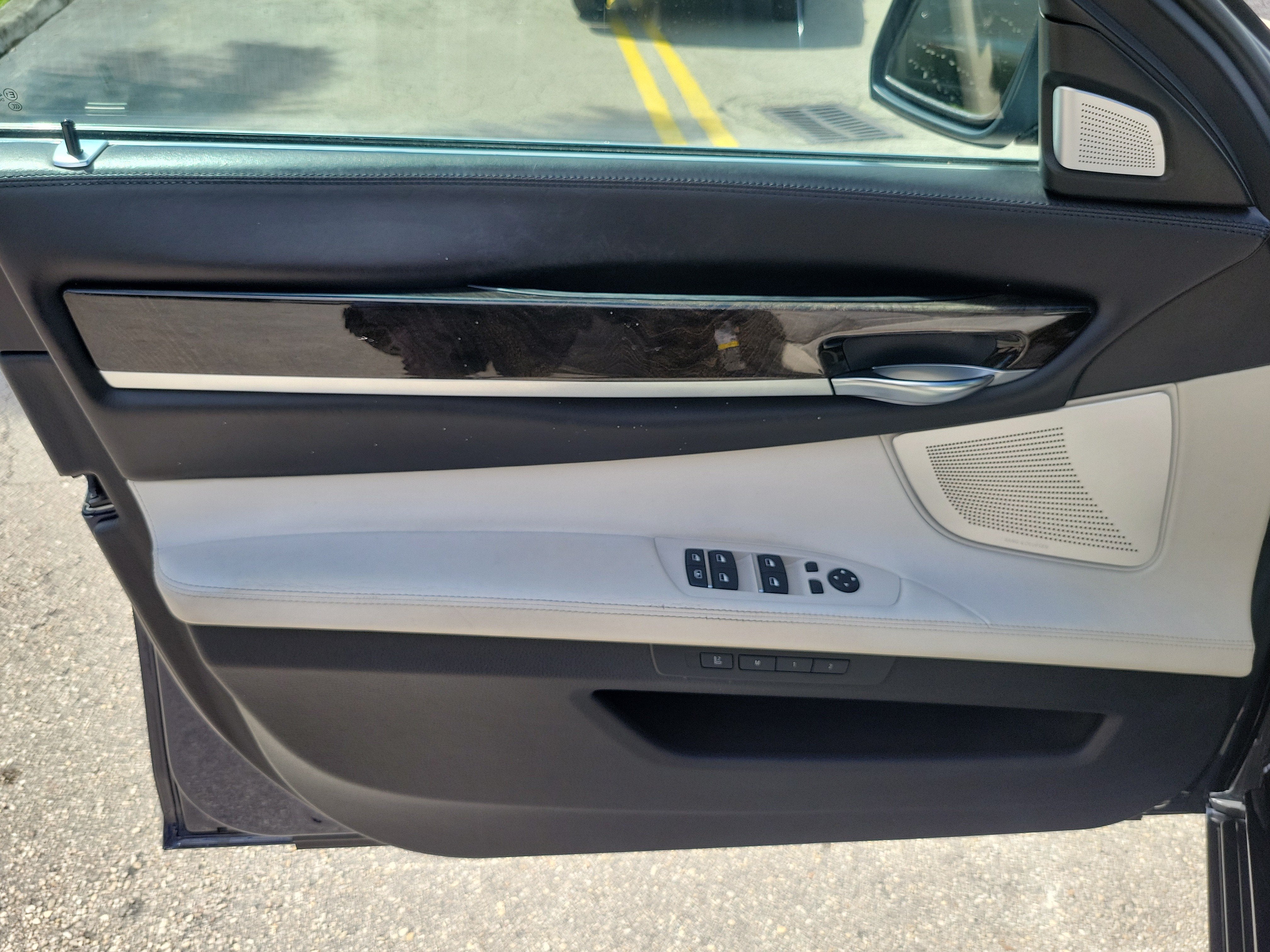 2013 BMW 7 Series 750Li xDrive