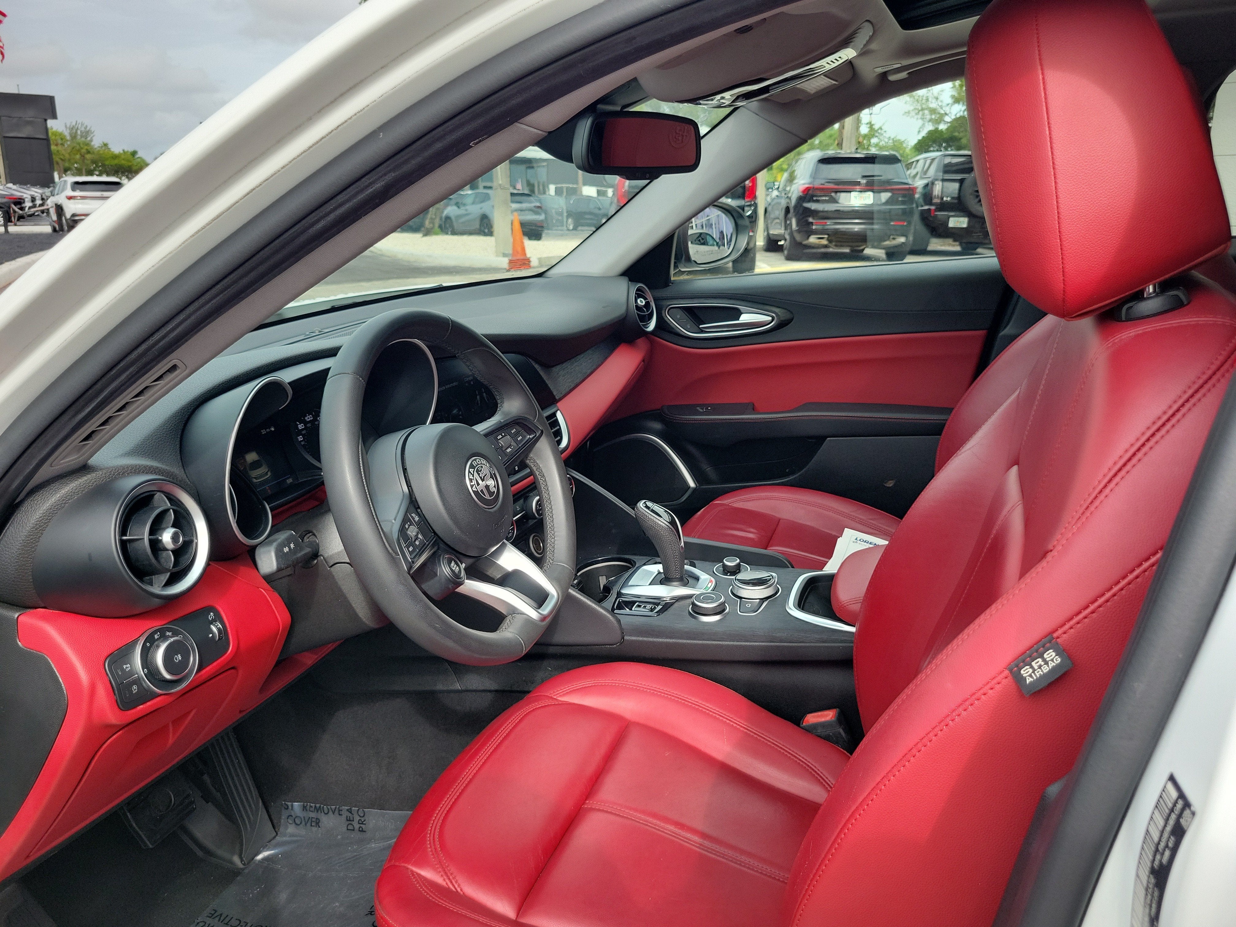 2021 Alfa Romeo Giulia BASE