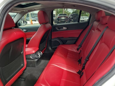 2021 Alfa Romeo Giulia BASE