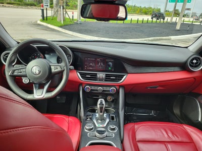 2021 Alfa Romeo Giulia BASE