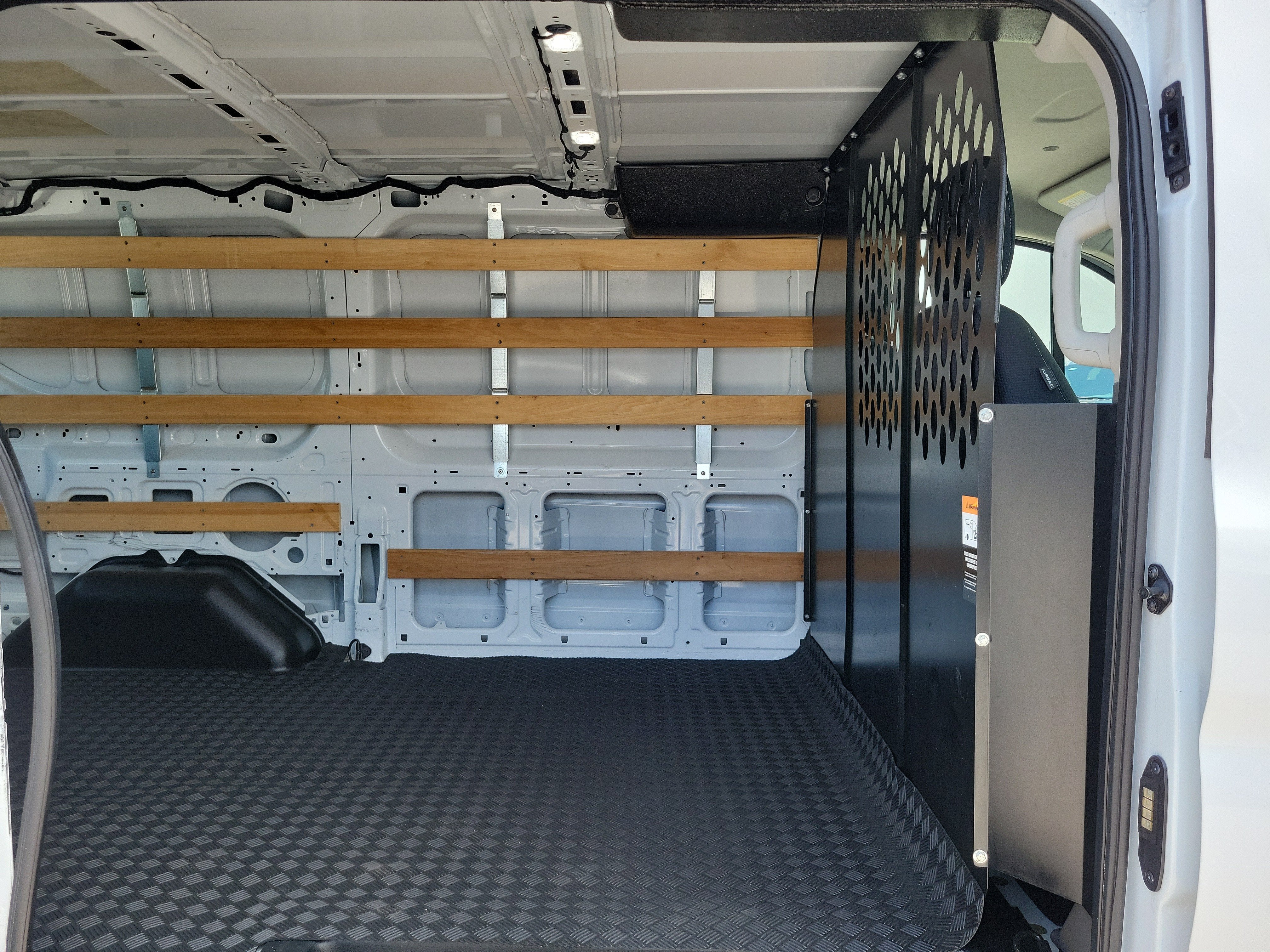 2025 Ford Transit Cargo Van T-250 130" Low Rf 9070 GVWR RWD