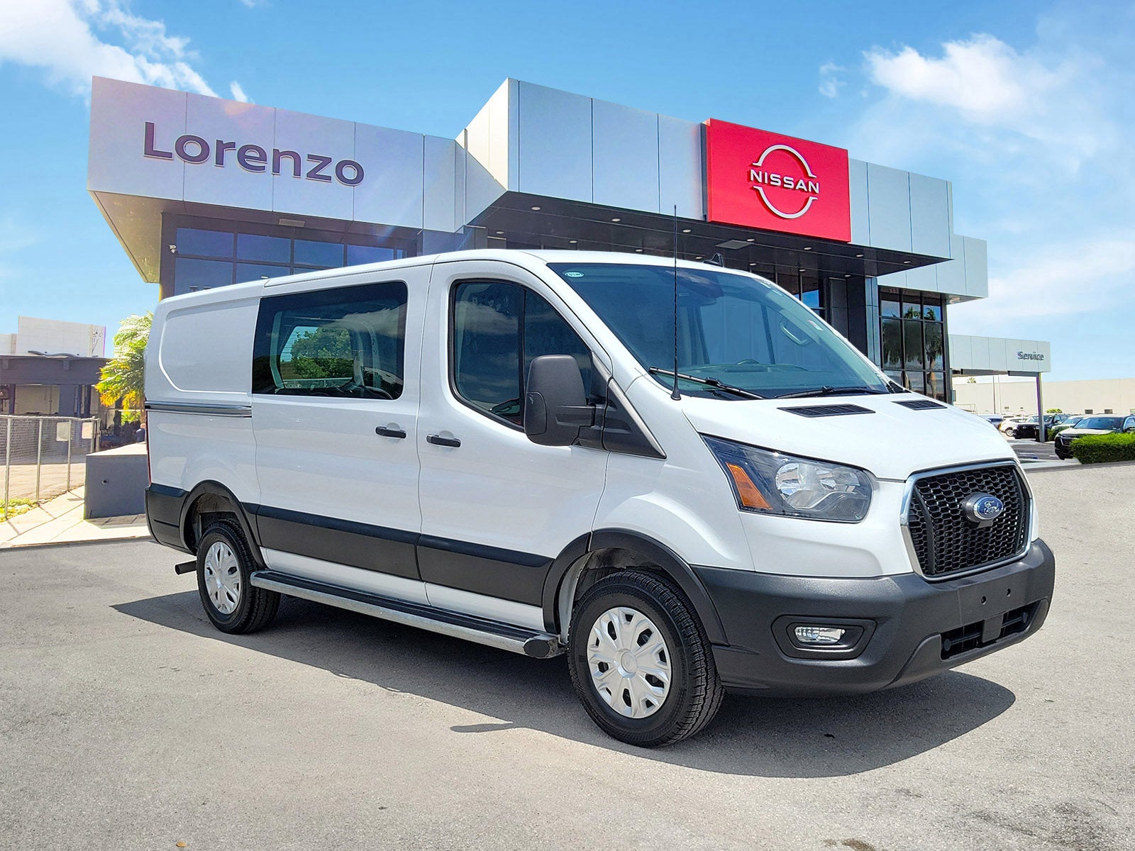 2025 Ford Transit Cargo Van T-250 130" Low Rf 9070 GVWR RWD