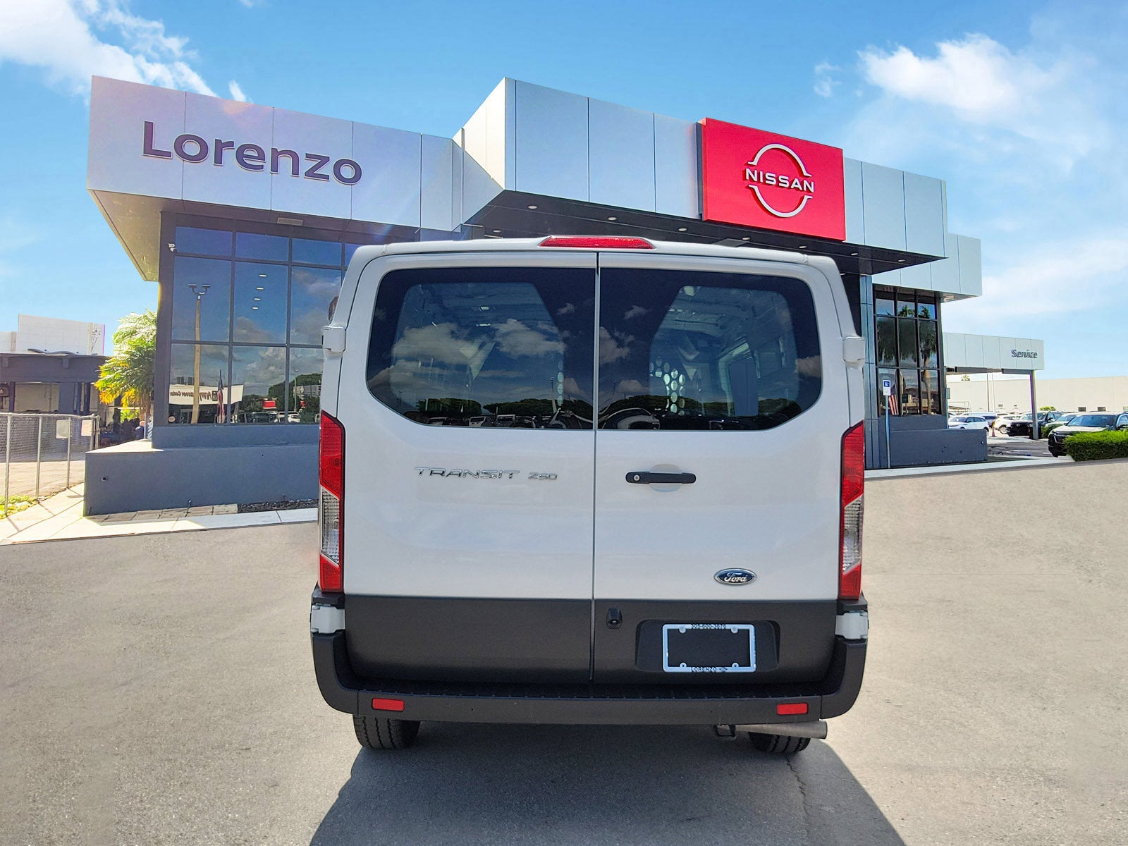 2025 Ford Transit Cargo Van T-250 130" Low Rf 9070 GVWR RWD