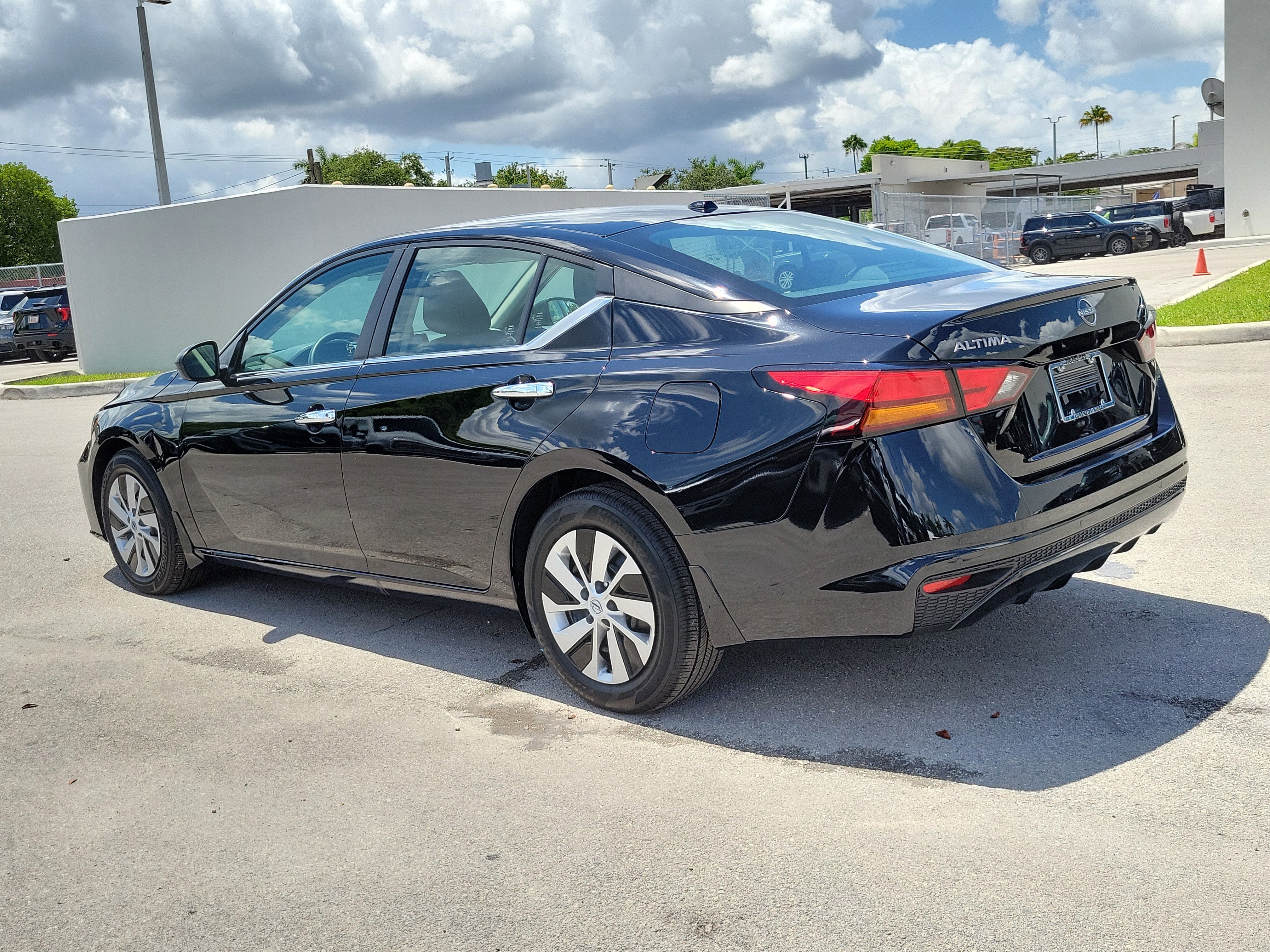 2025 Nissan Altima S