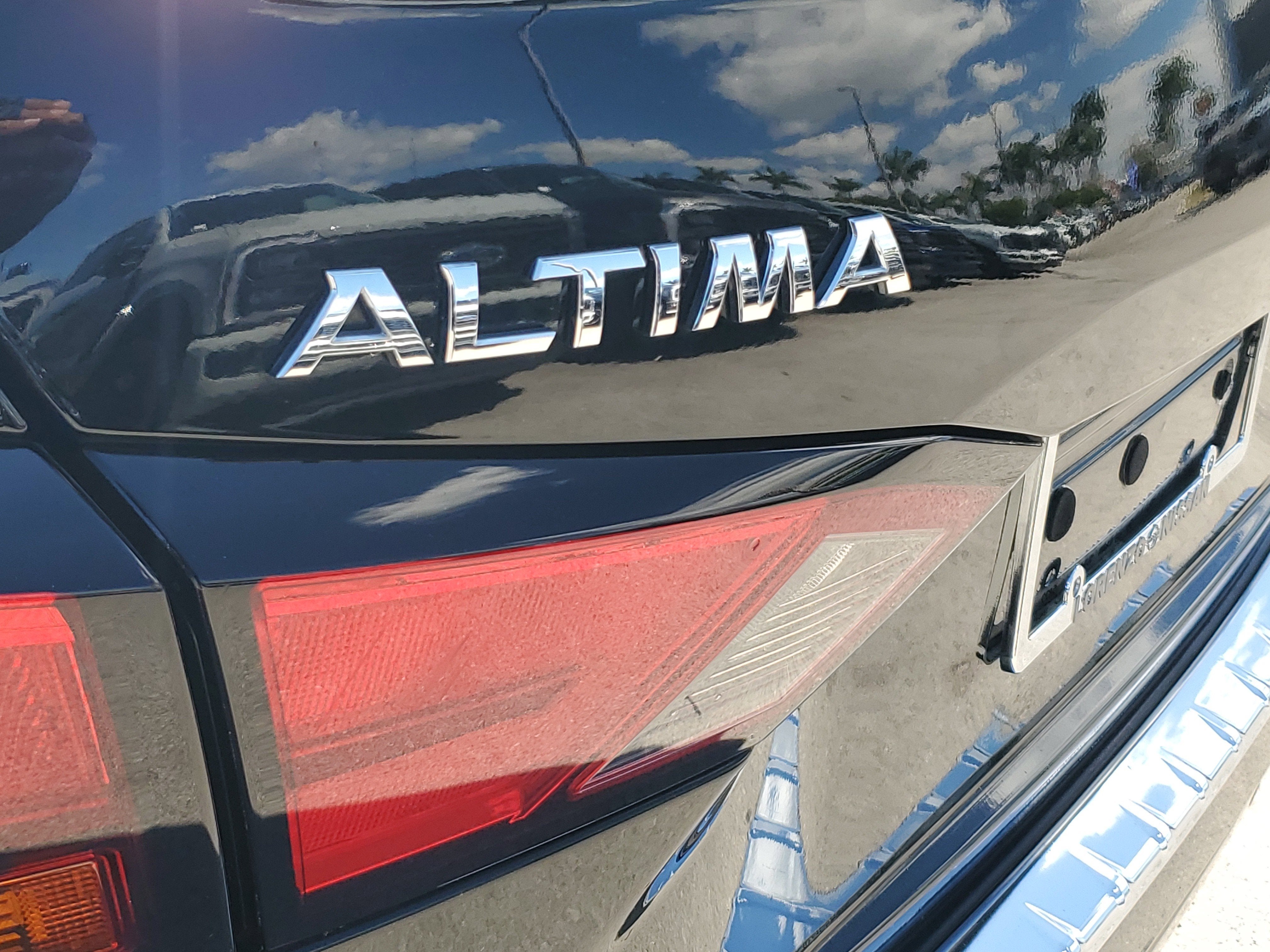 2021 Nissan Altima 2.5 SR
