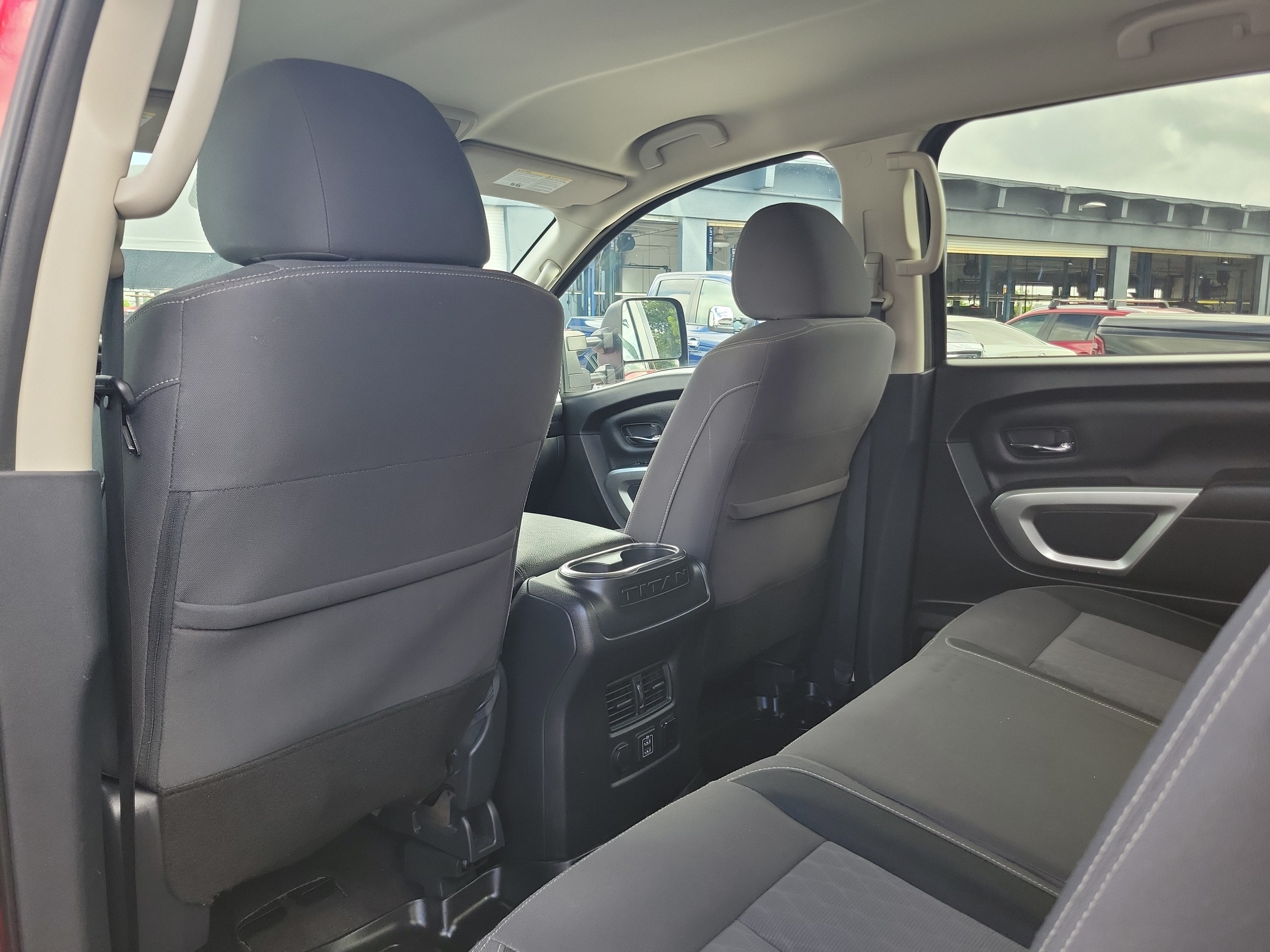 2021 Nissan Titan SV 4WD