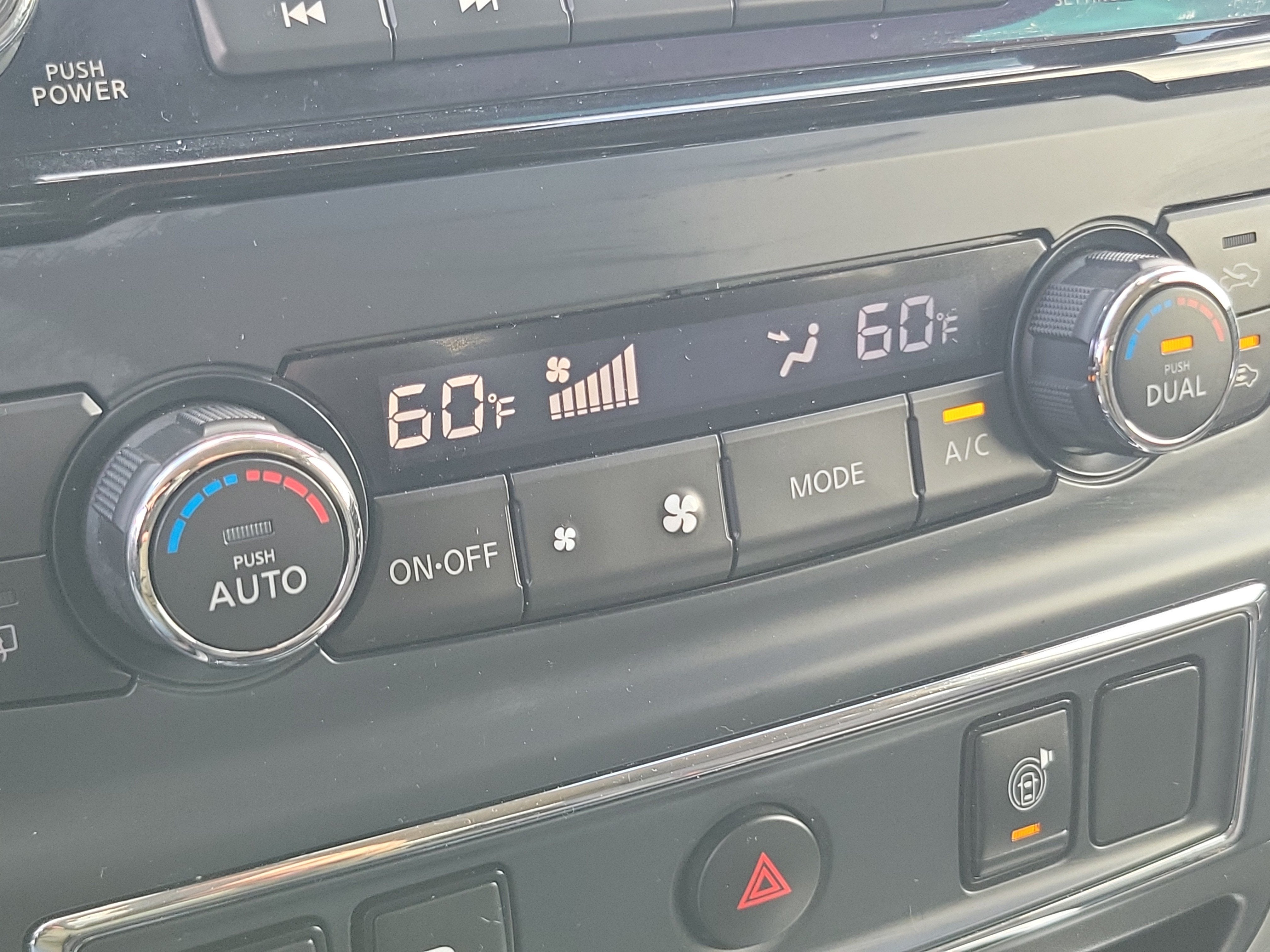 2021 Nissan Titan SV 4WD