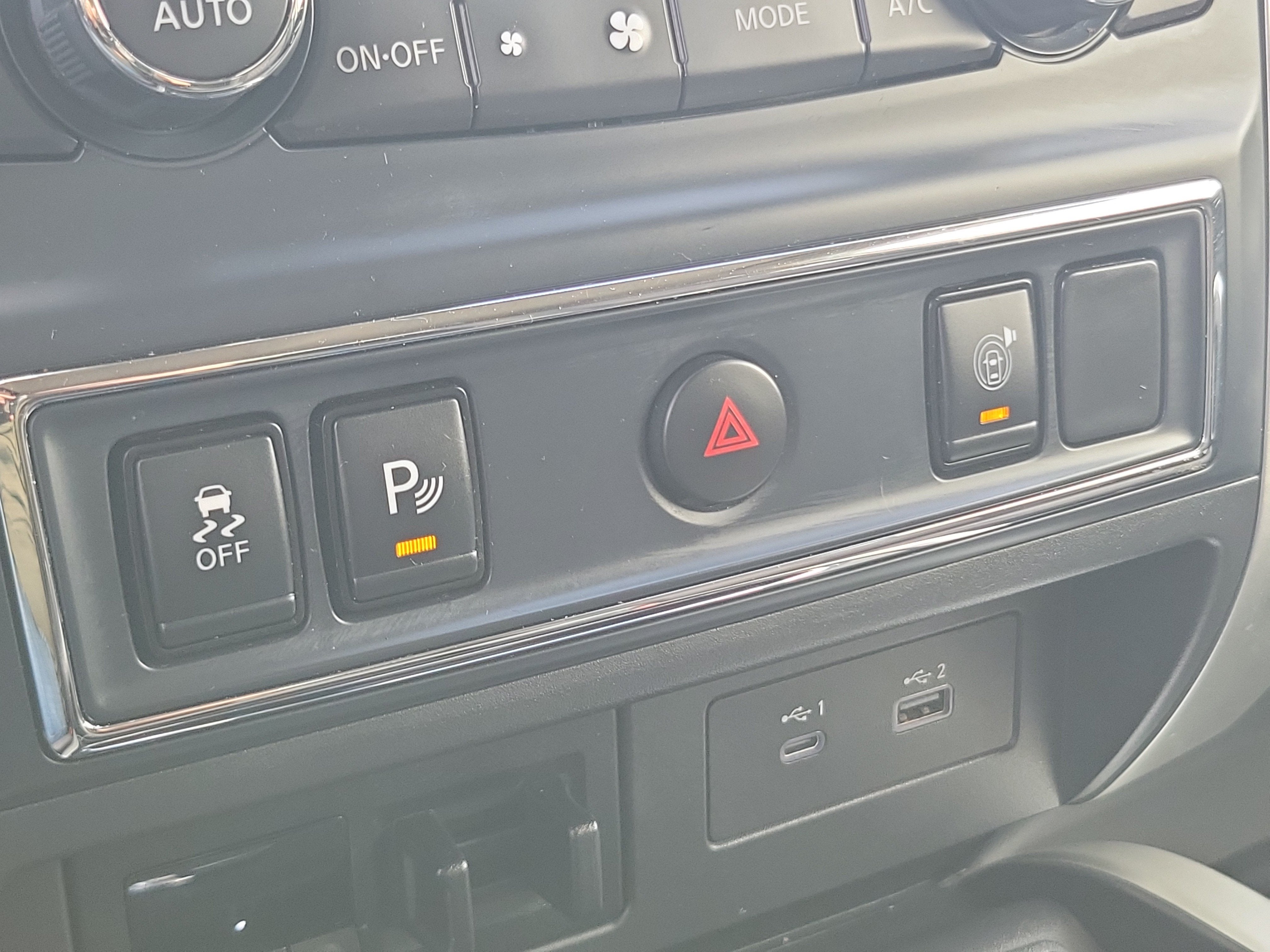2021 Nissan Titan SV 4WD