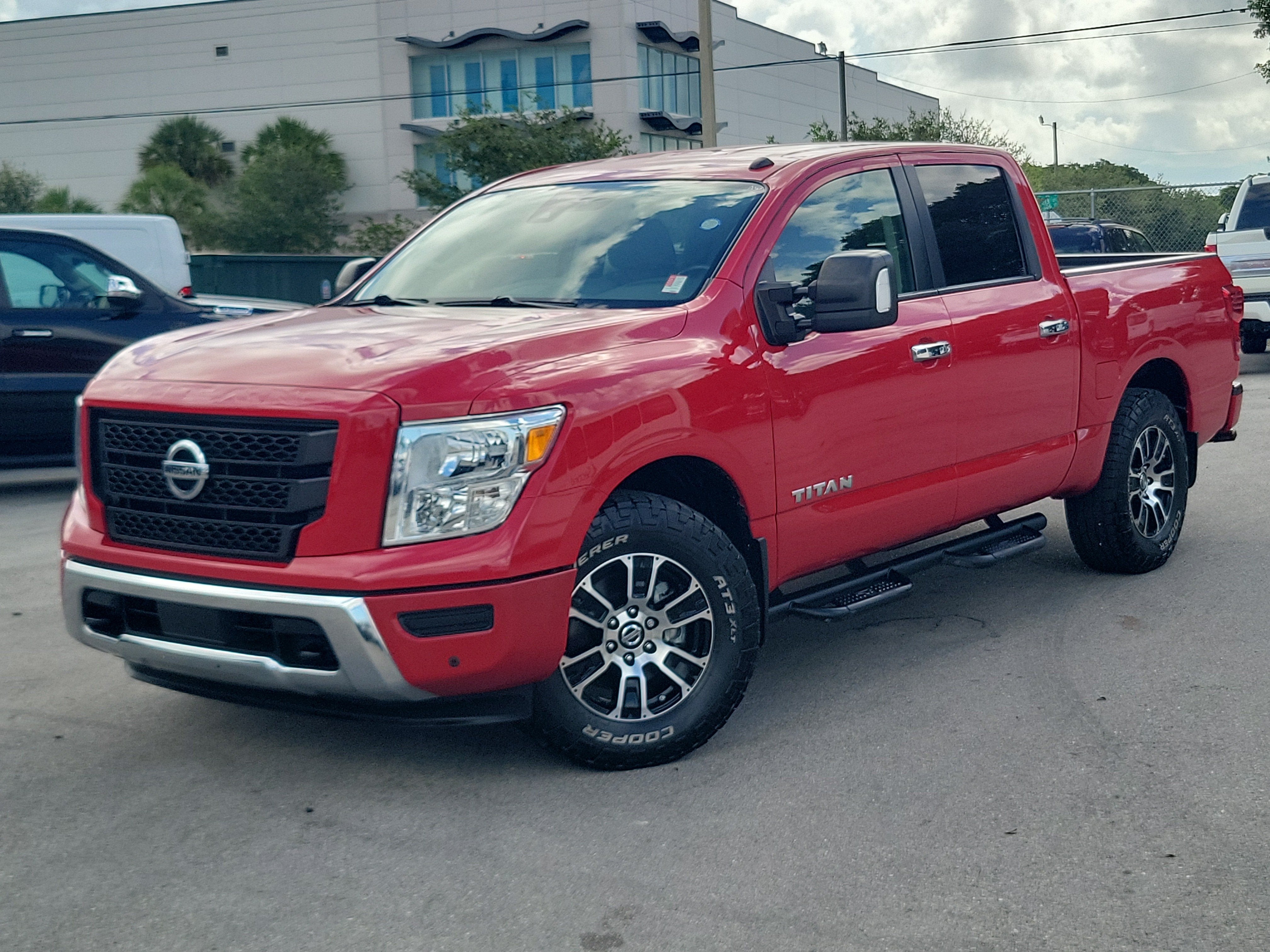 2021 Nissan Titan SV 4WD
