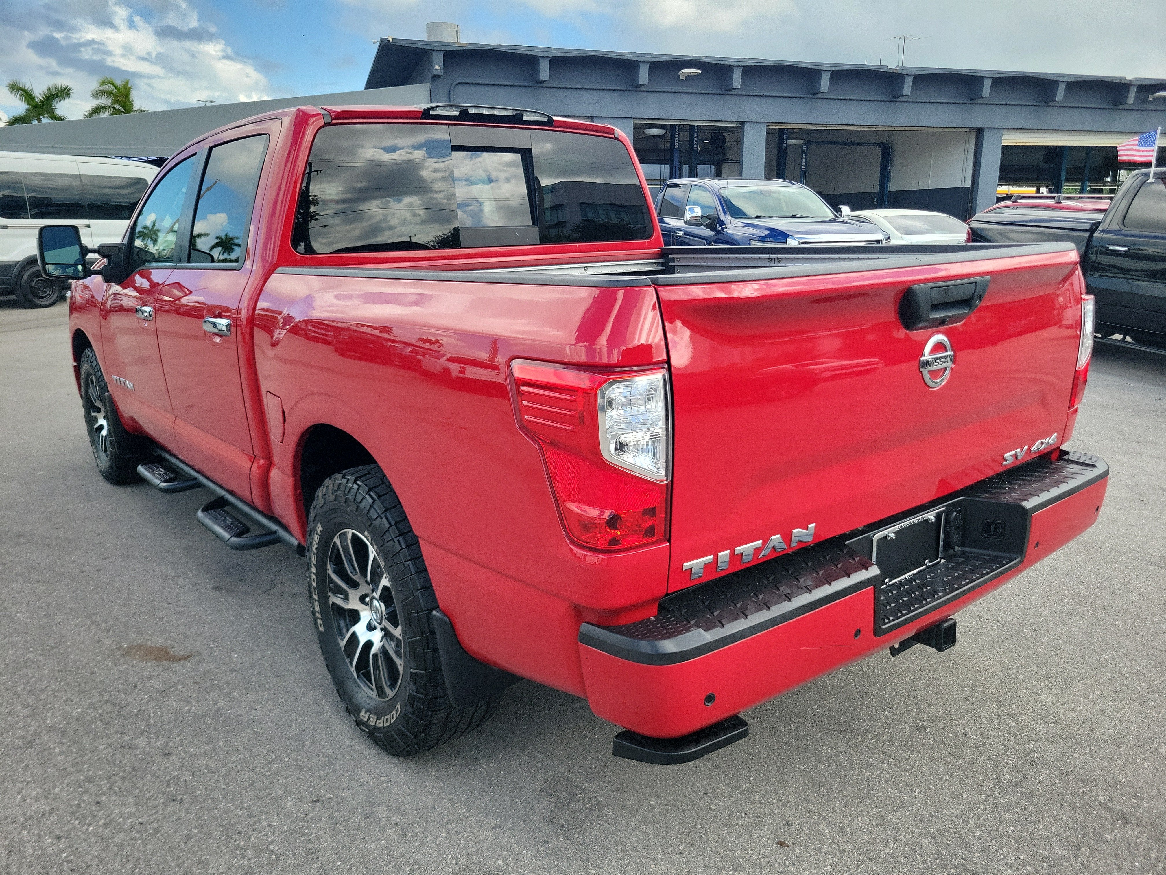 2021 Nissan Titan SV 4WD