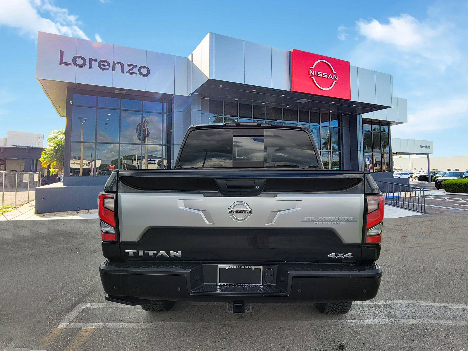 2021 Nissan Titan Platinum Reserve 4WD