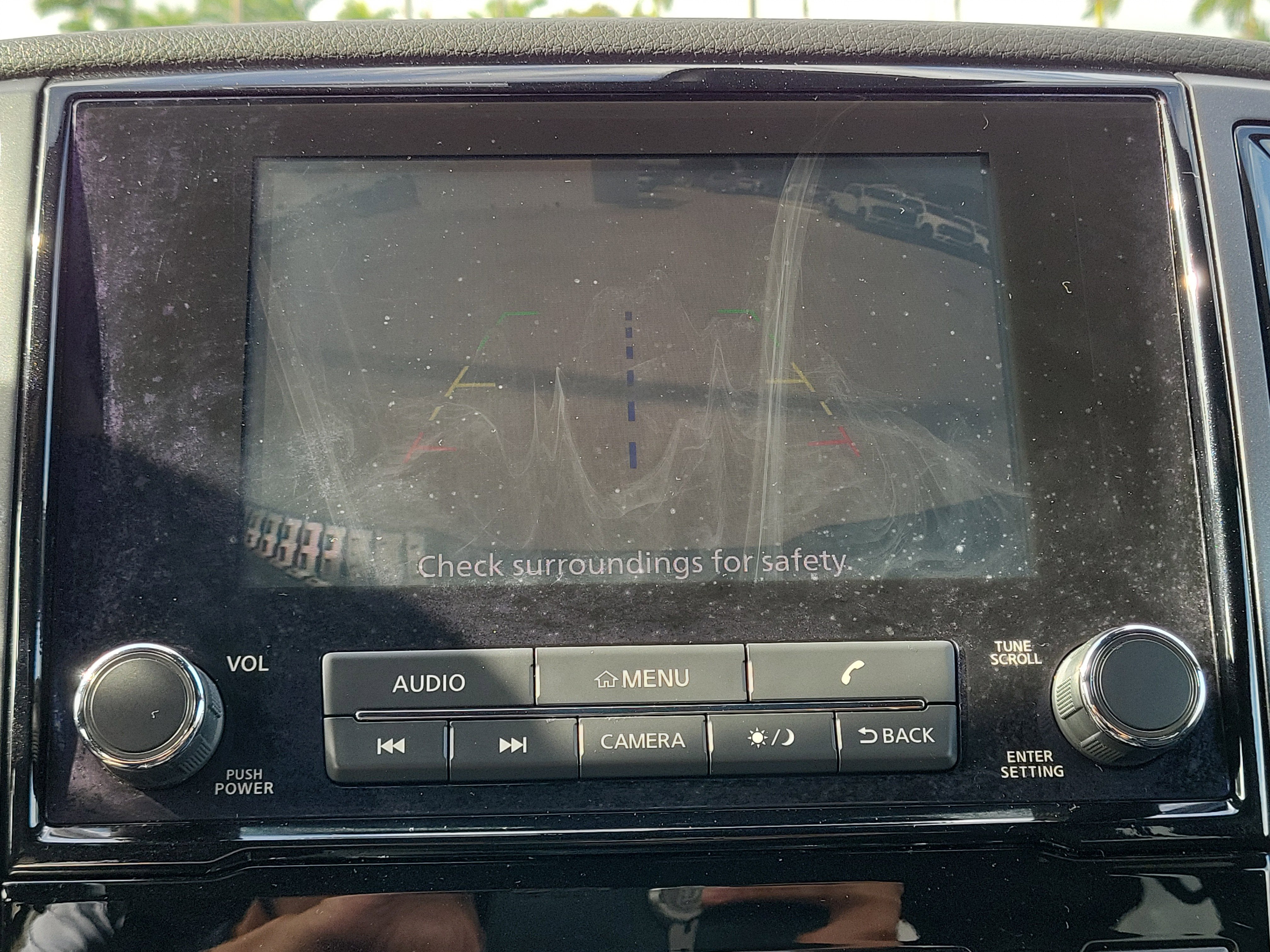 2023 Nissan Titan SV