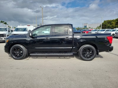 2023 Nissan Titan SV