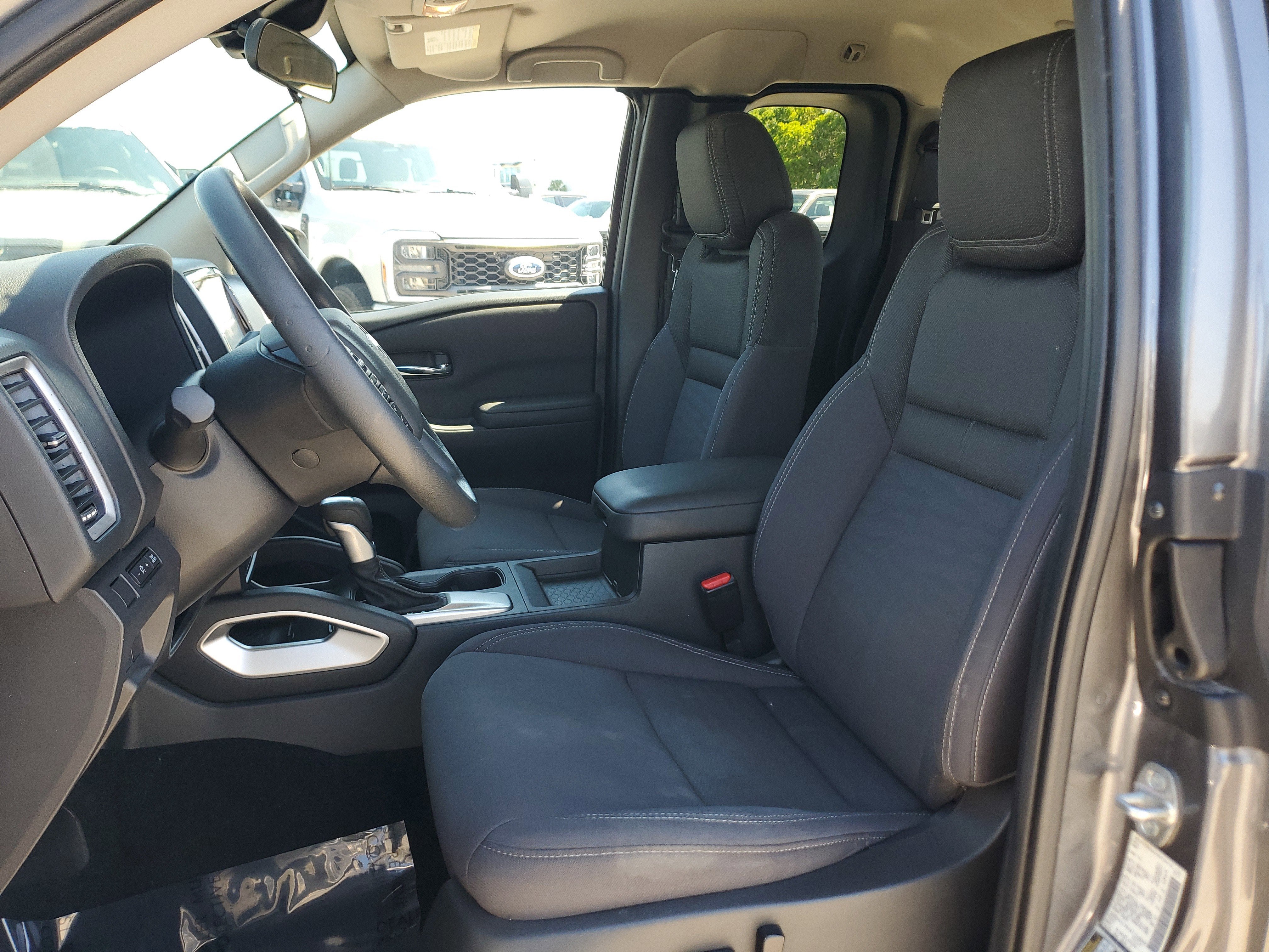 2023 Nissan Frontier King Cab® SV