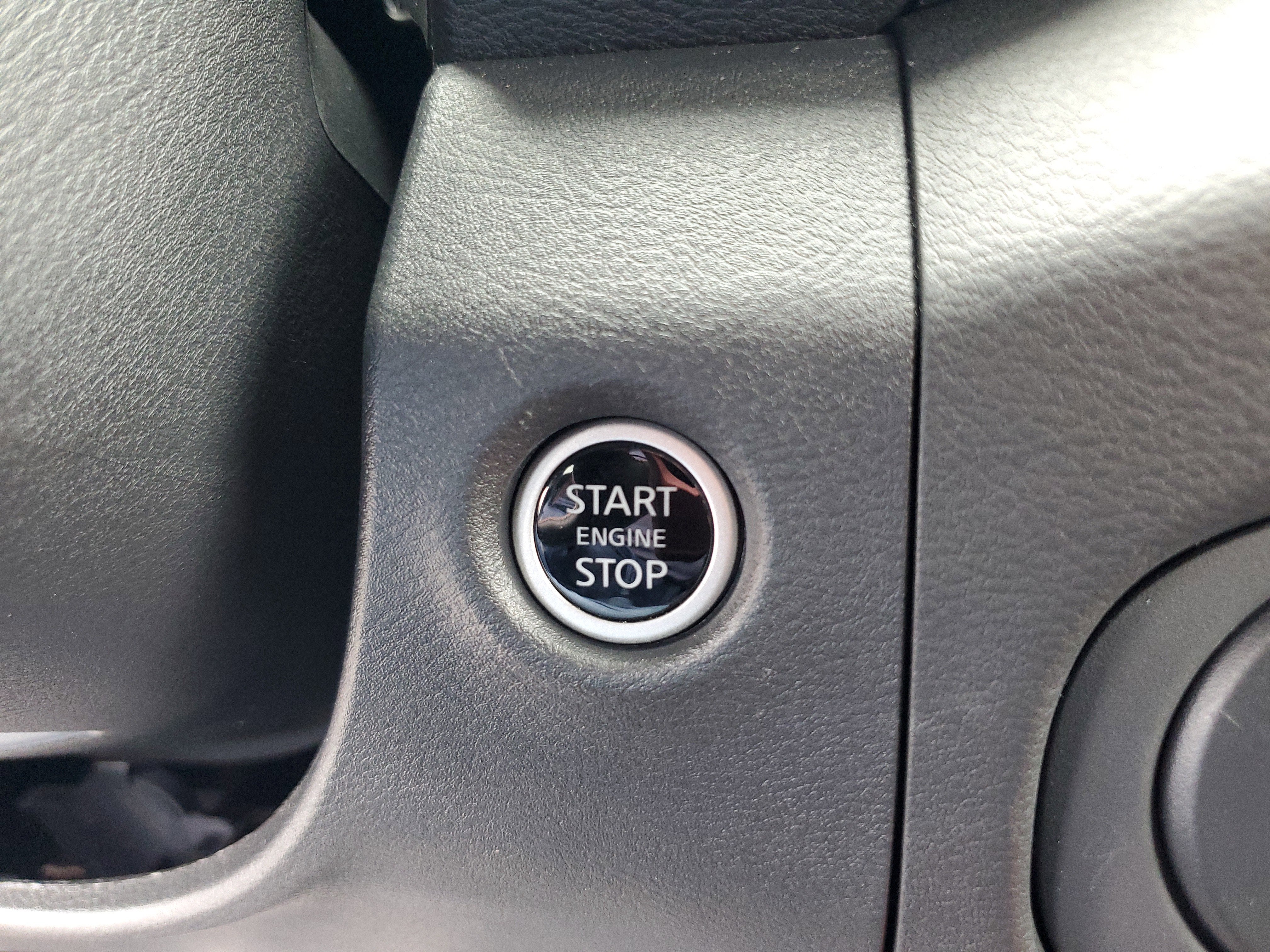 2024 Nissan Frontier PRO-X