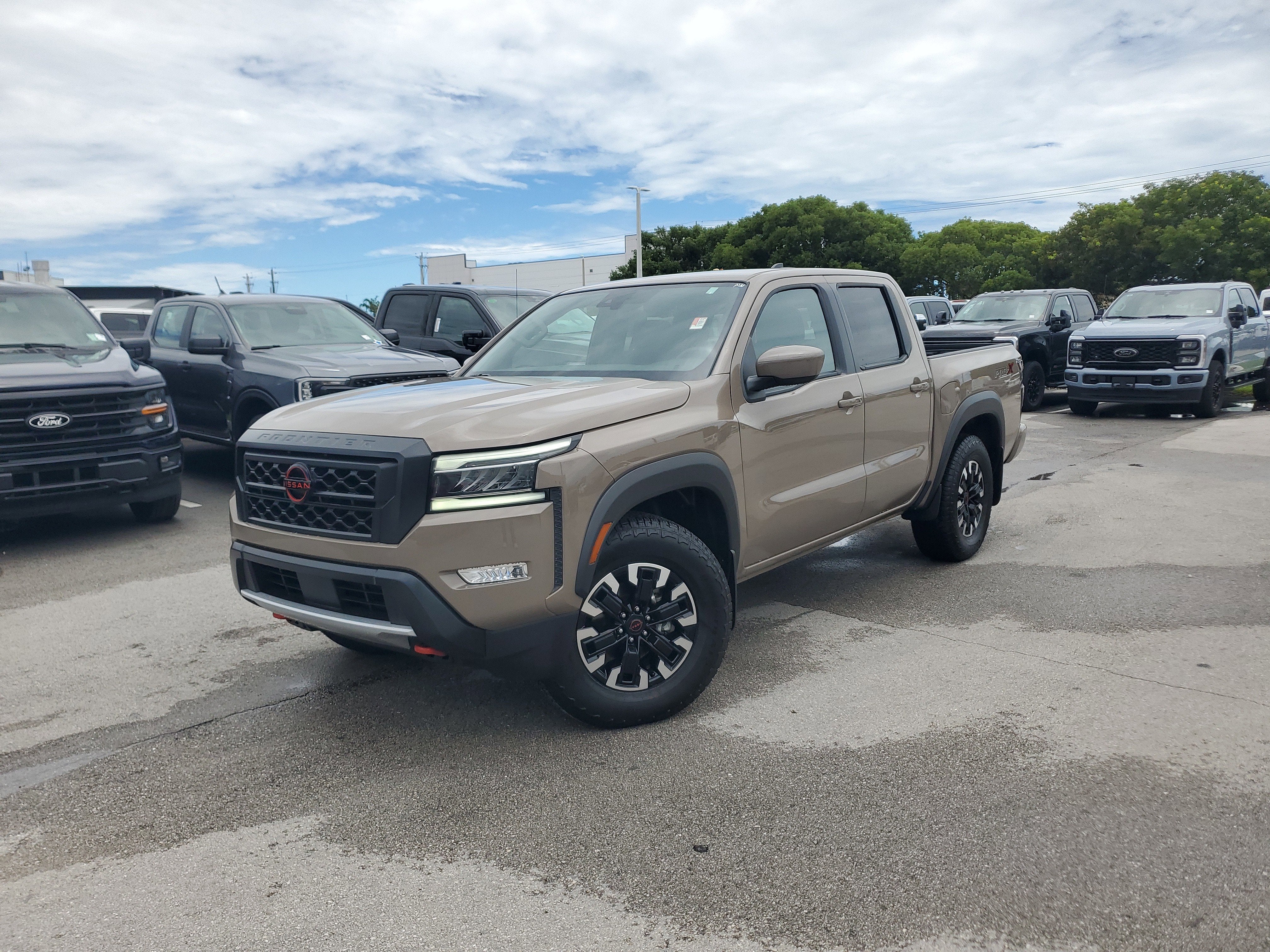 2024 Nissan Frontier PRO-X
