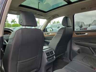 2025 Volkswagen Atlas 2.0T SE w/Technology
