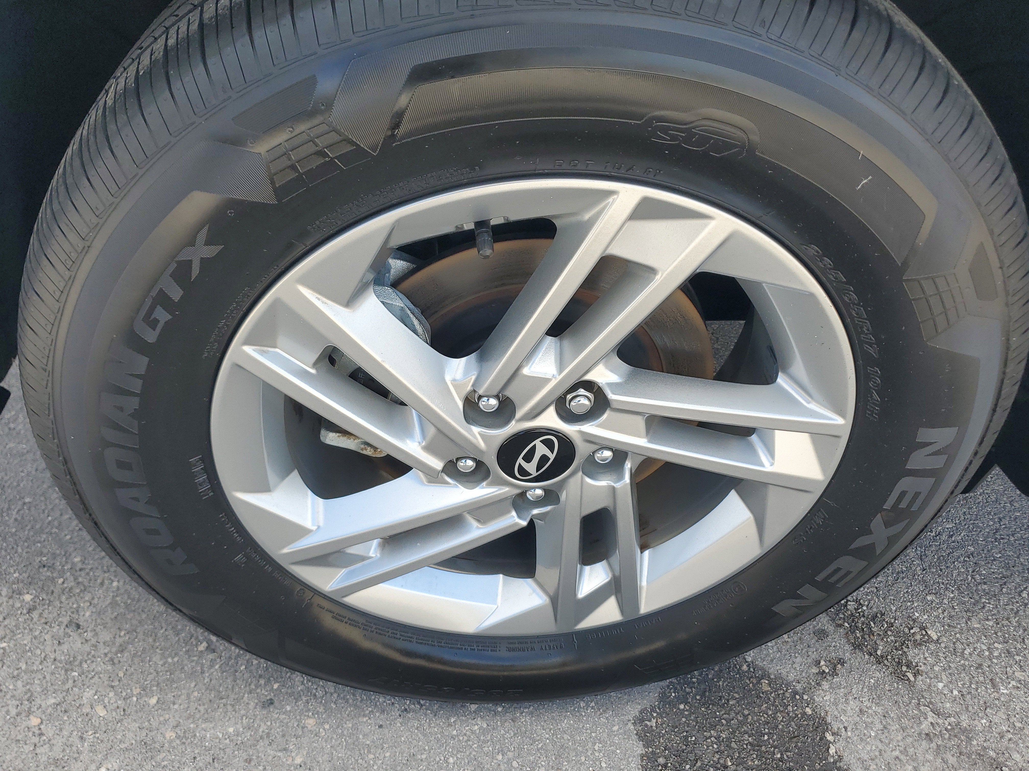 2025 Hyundai Tucson SE