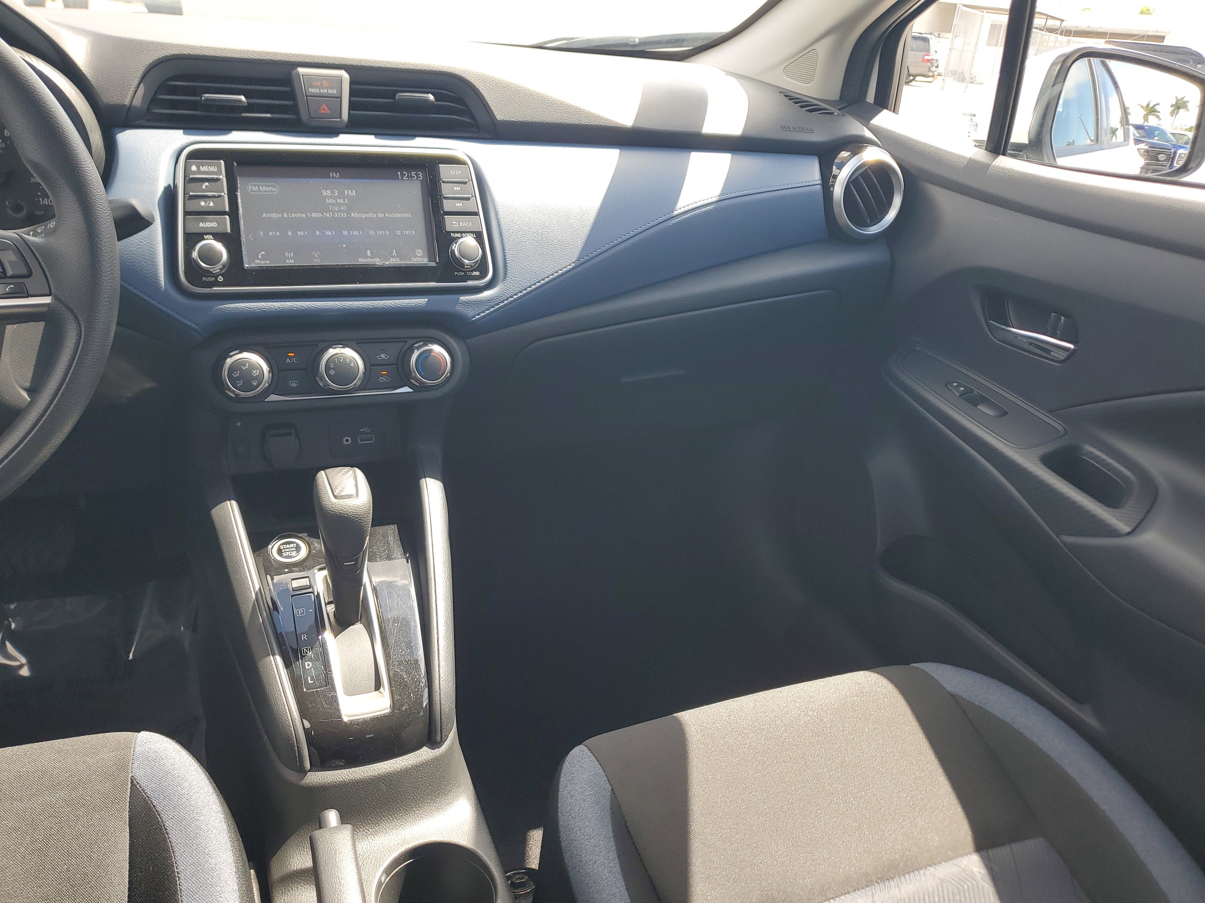 2025 Nissan Versa SV