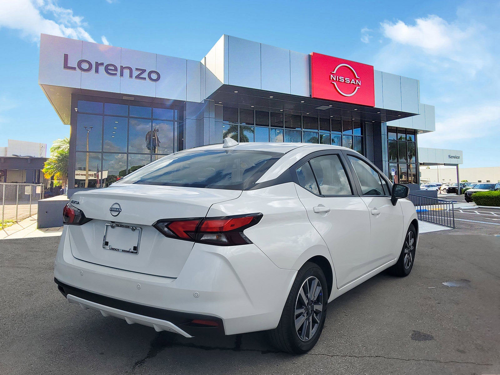 2025 Nissan Versa SV