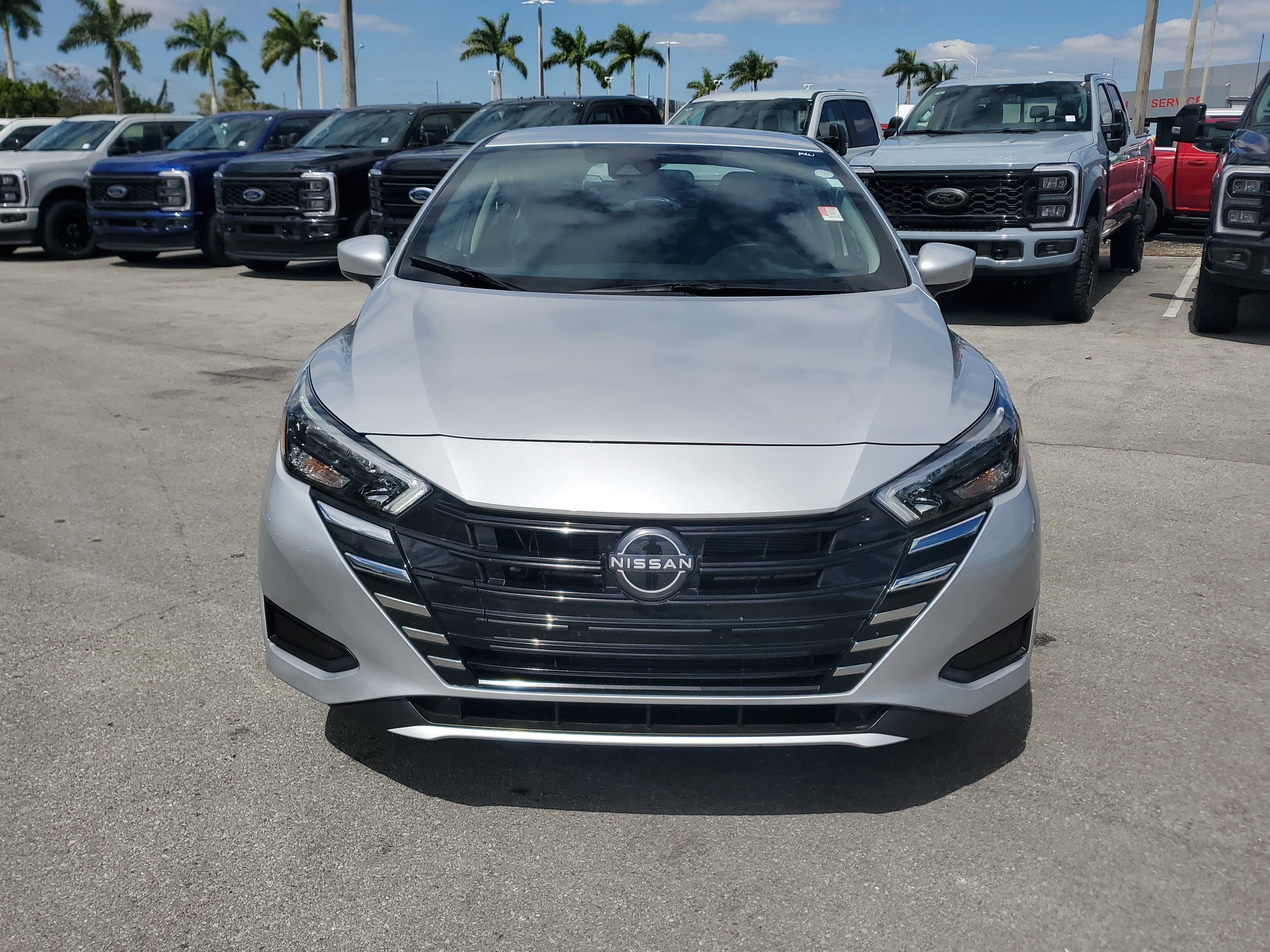 2025 Nissan Versa SV