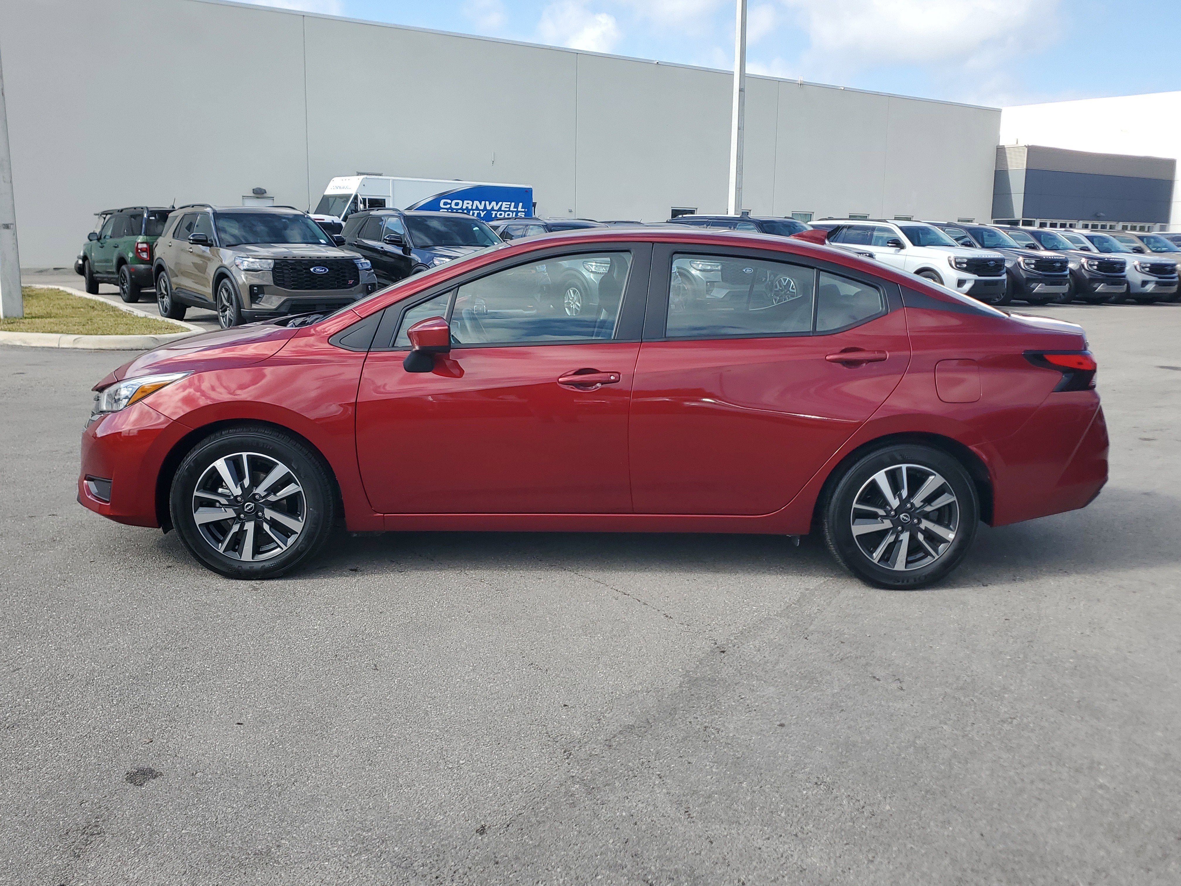 2025 Nissan Versa SV