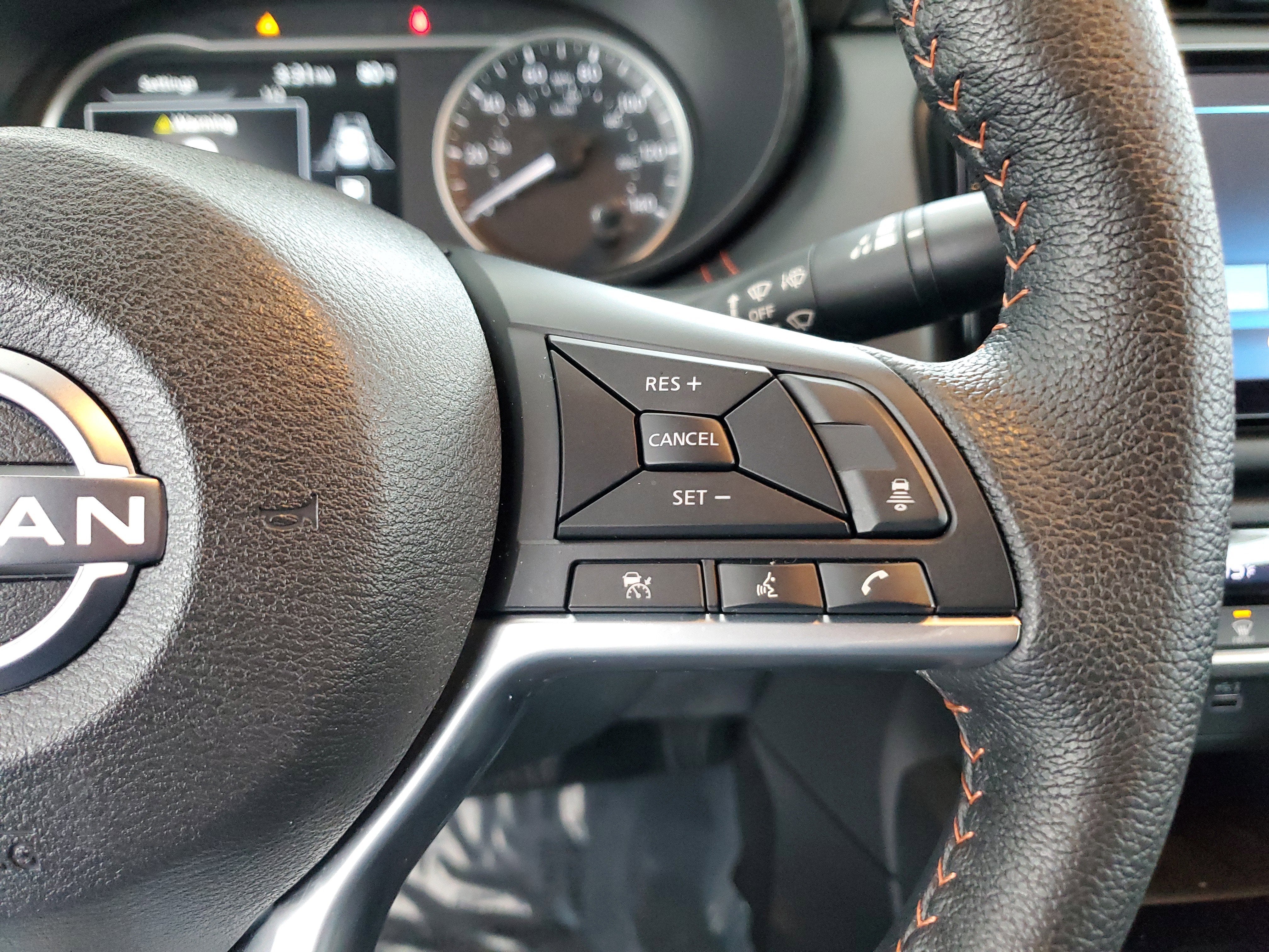 2023 Nissan Versa SR