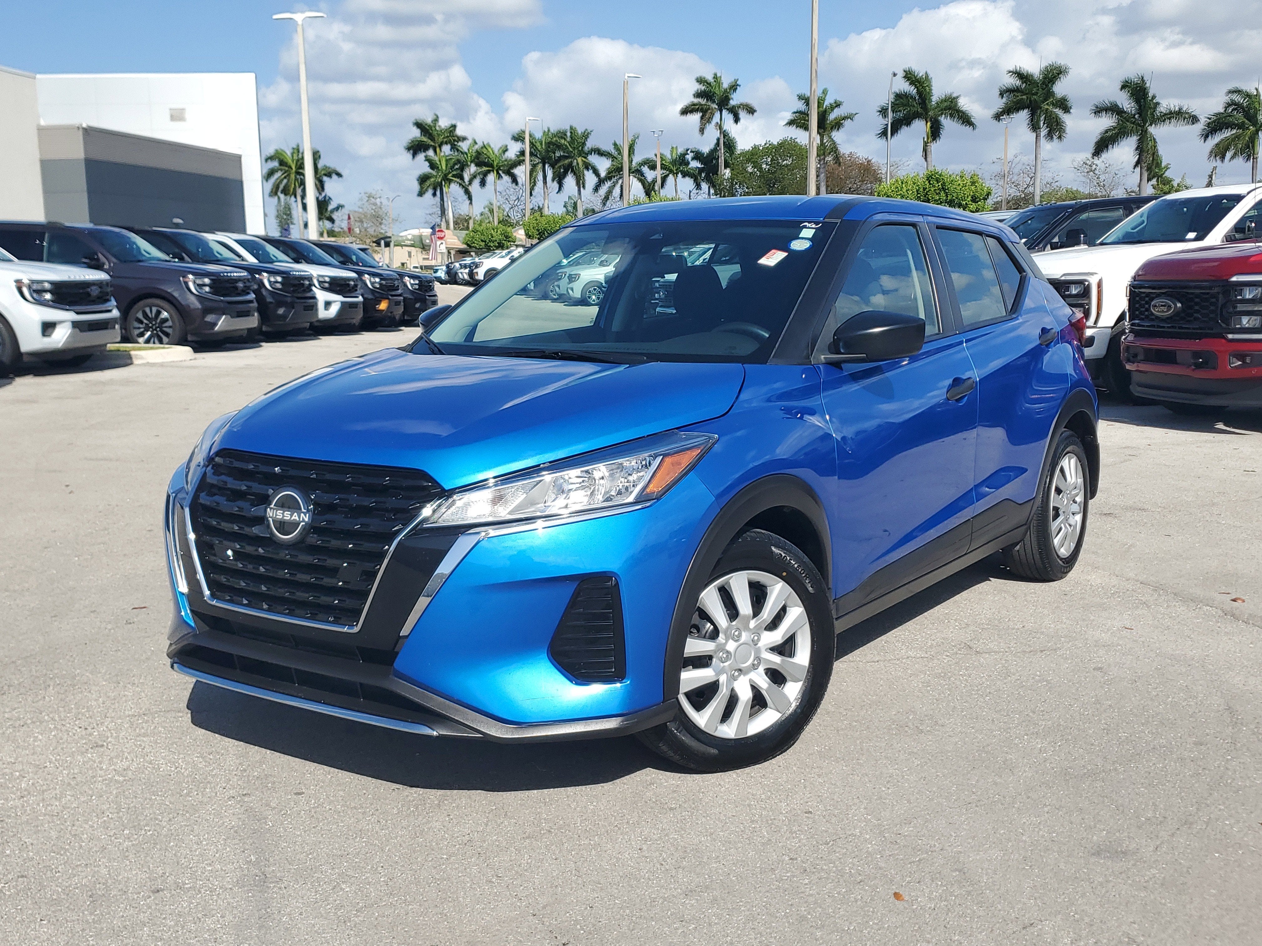 2023 Nissan Kicks S