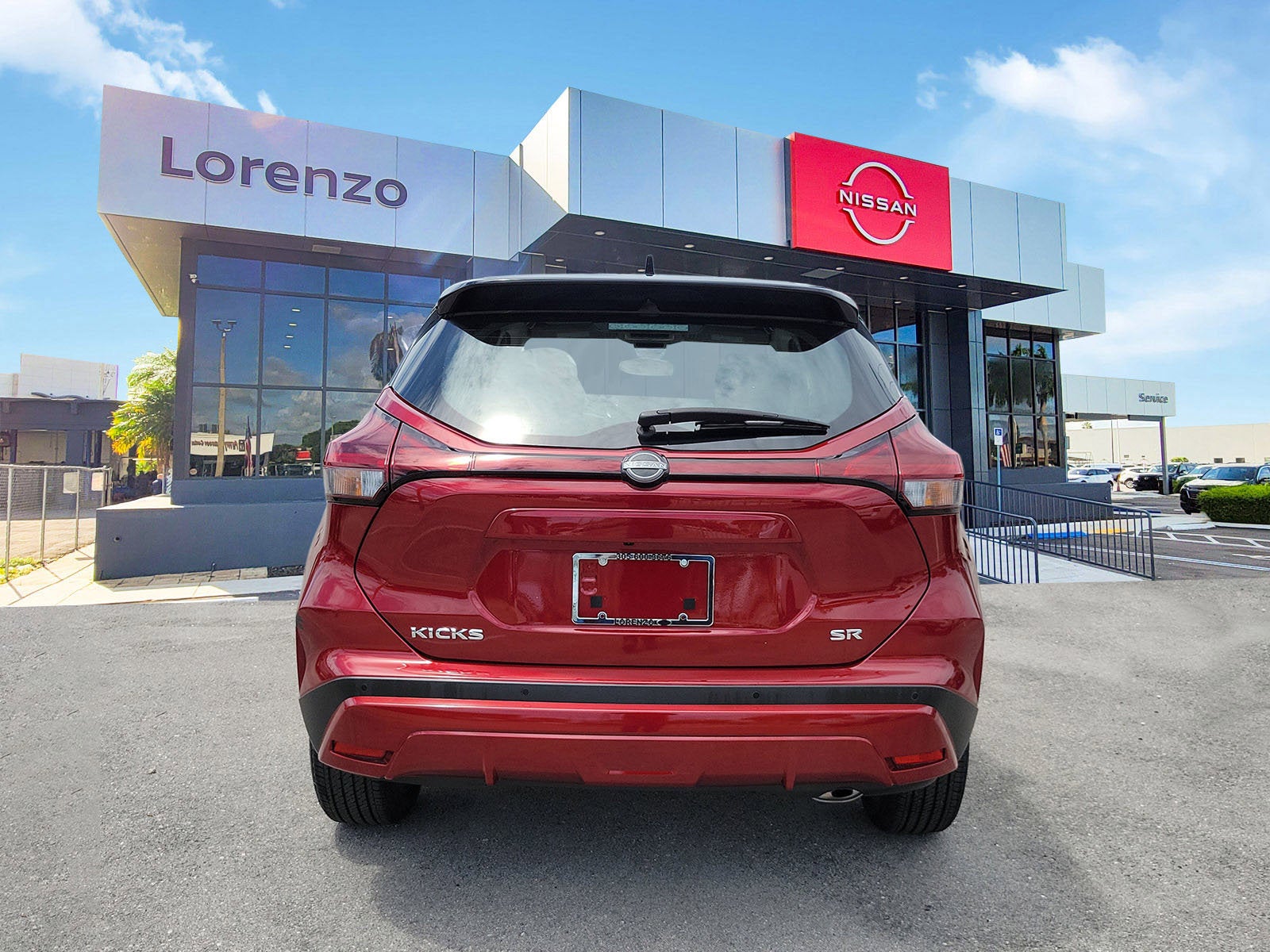 2024 Nissan Kicks SR