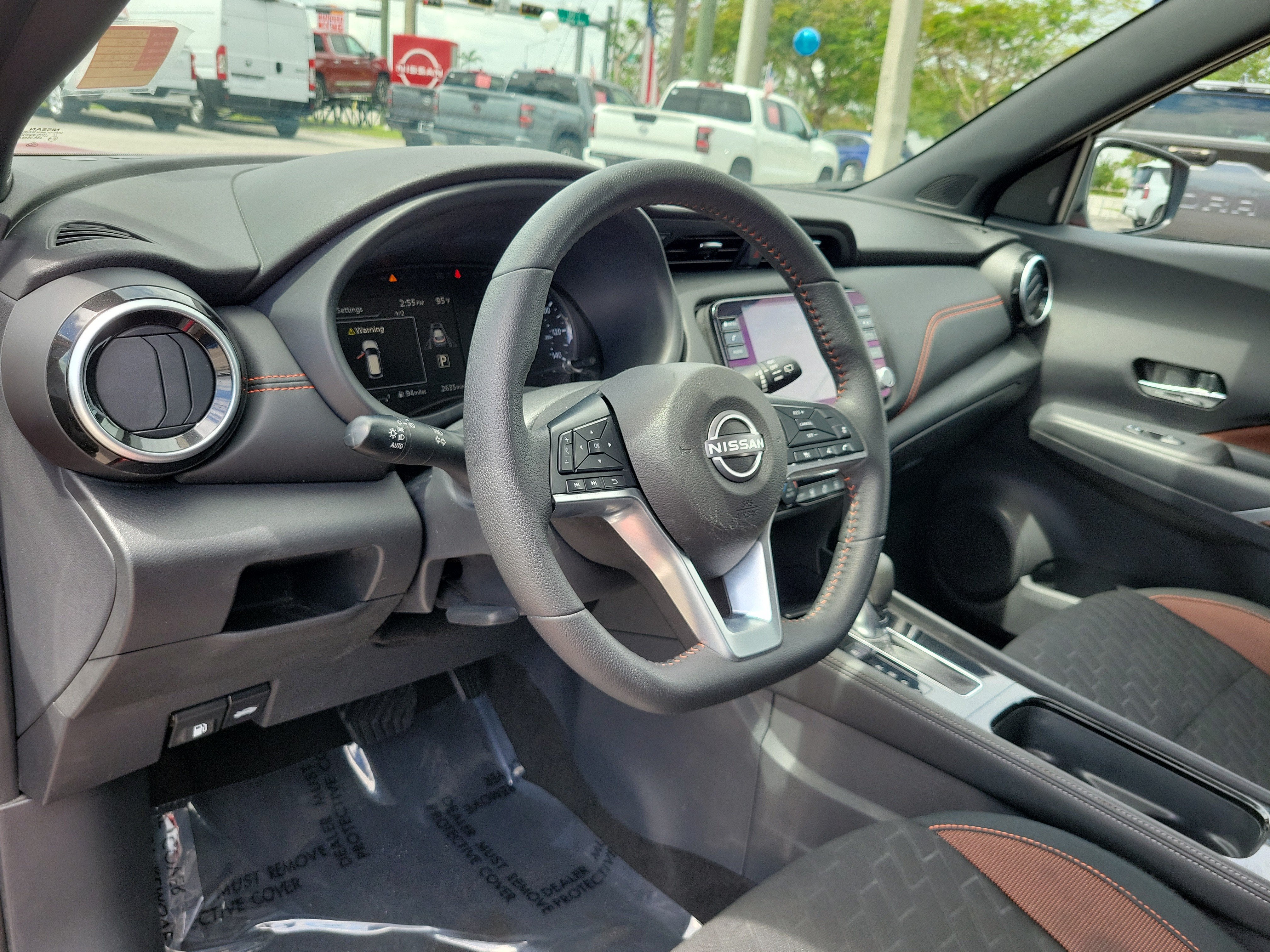 2024 Nissan Kicks SR