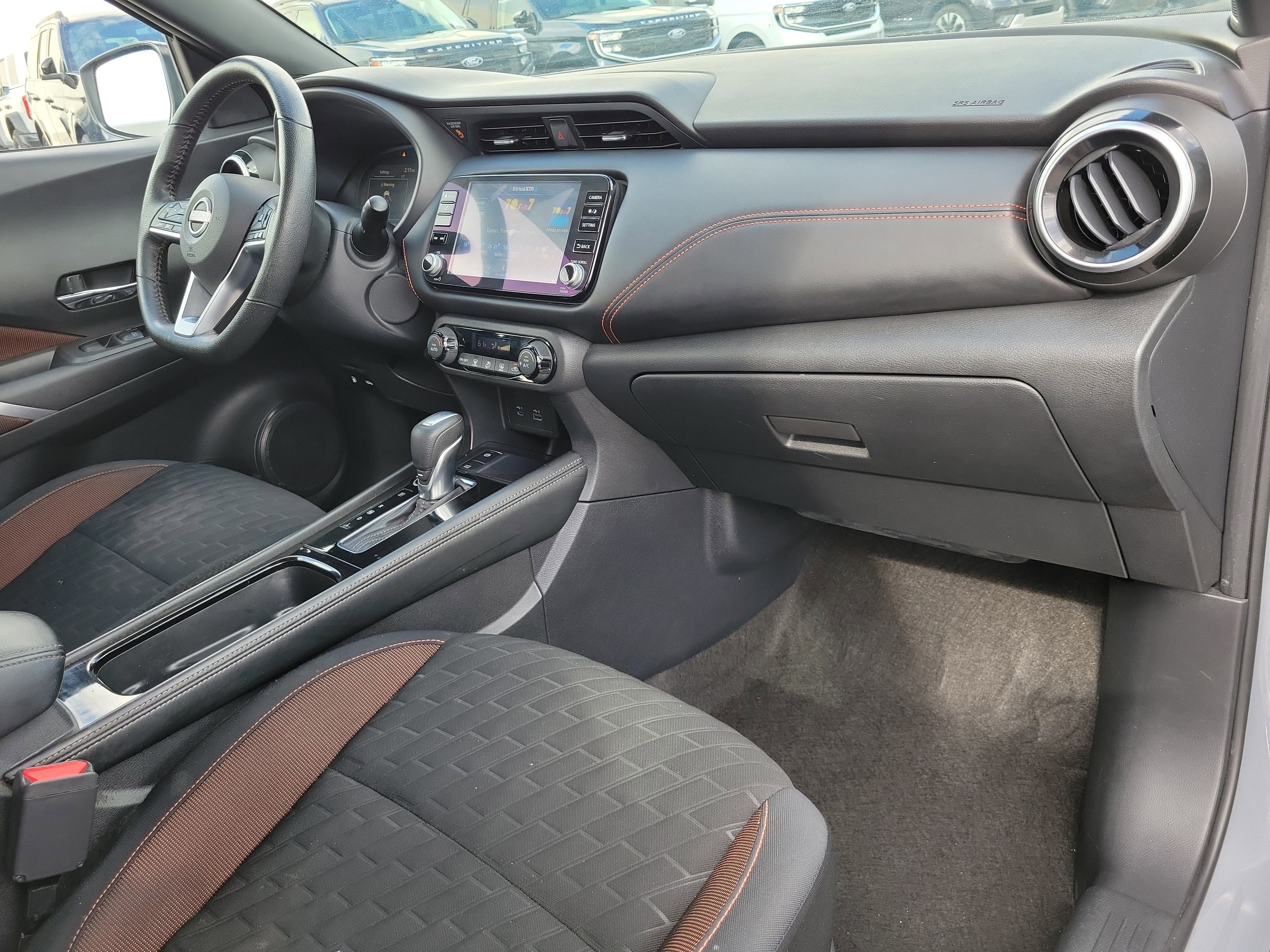 2023 Nissan Kicks SR