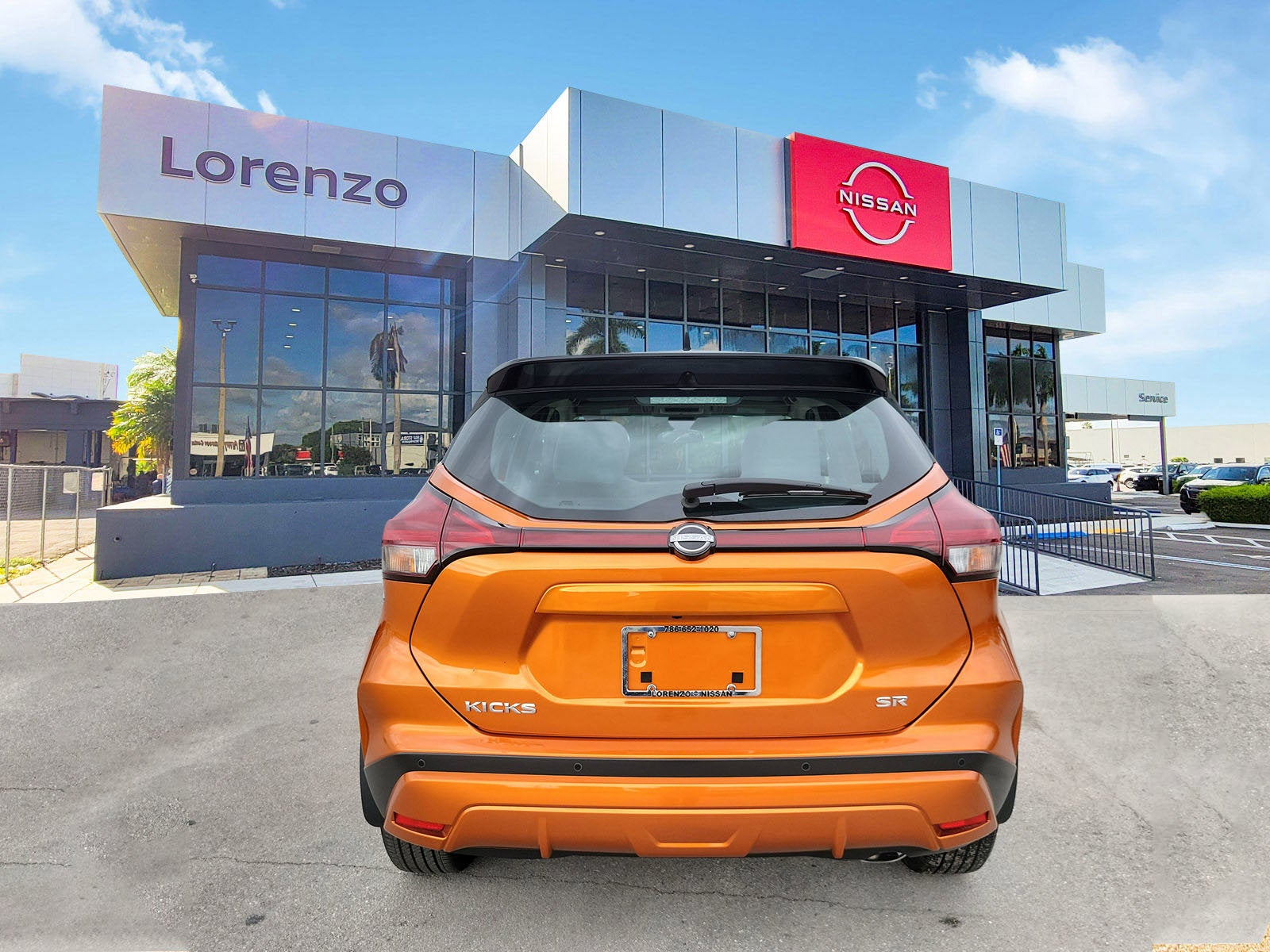 2024 Nissan Kicks SR