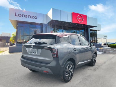 2025 Nissan Kicks SV