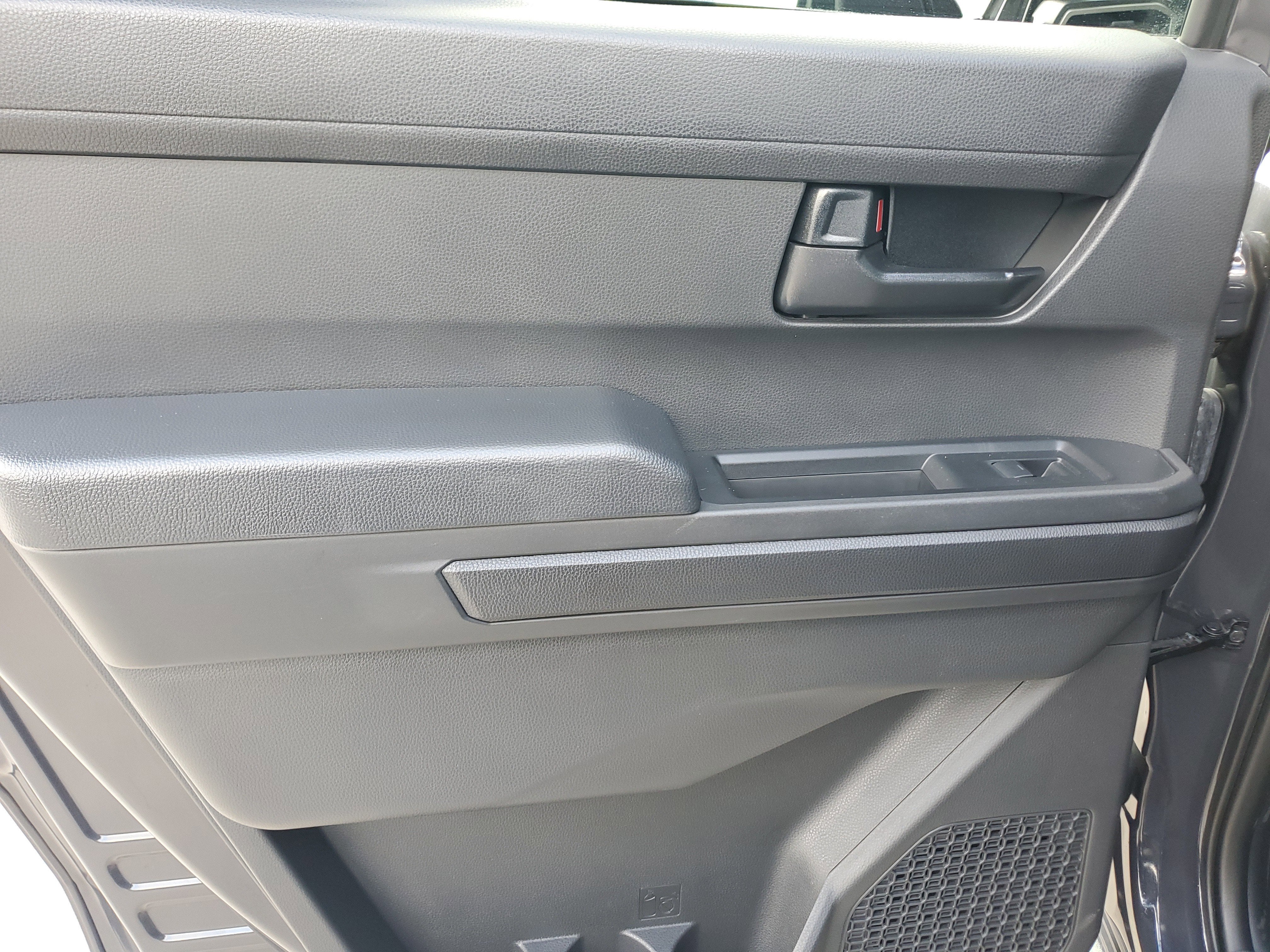 2025 Toyota Tacoma 2WD SR5