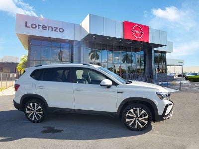 2024 Volkswagen Taos SE