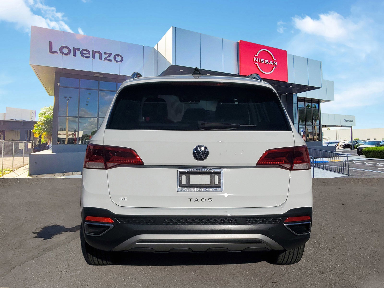 2024 Volkswagen Taos SE