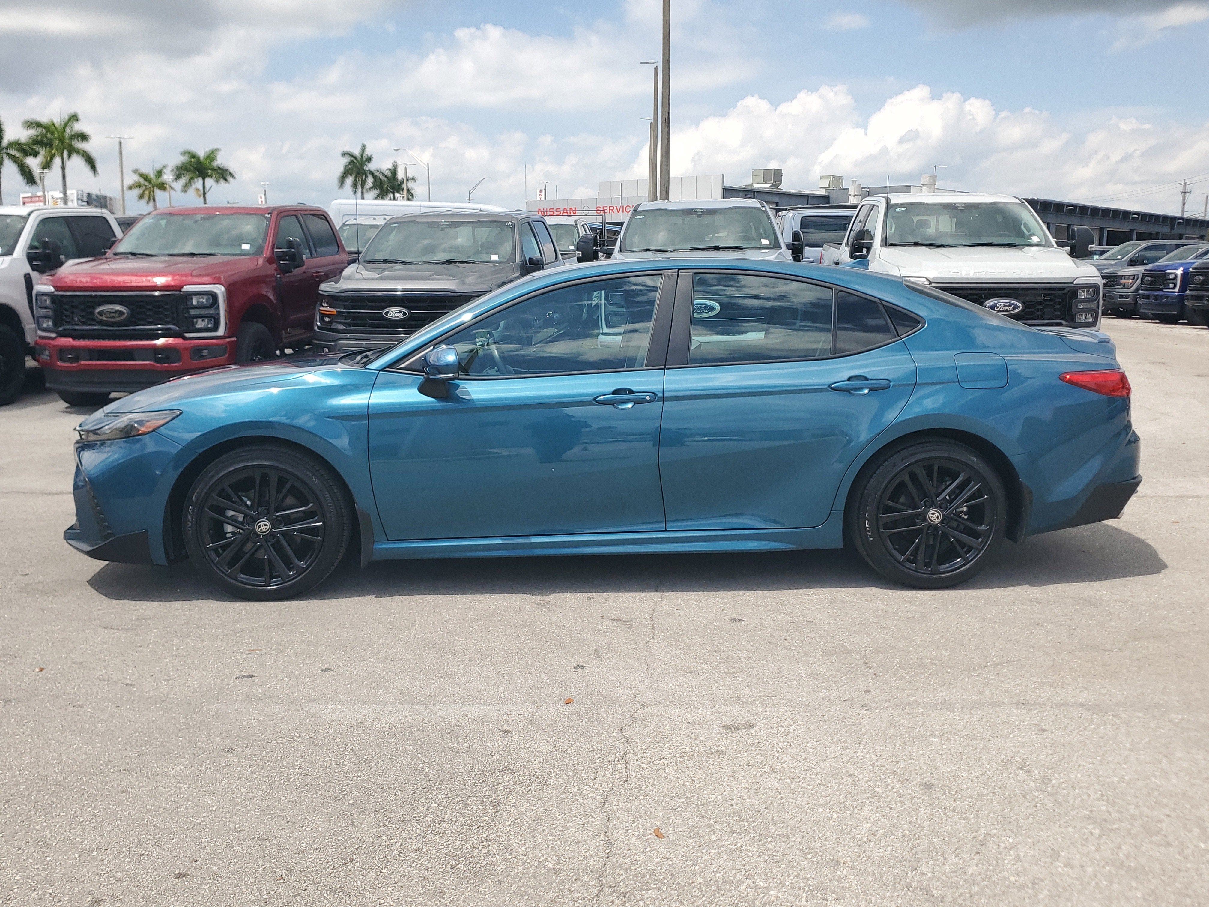 2025 Toyota Camry SE
