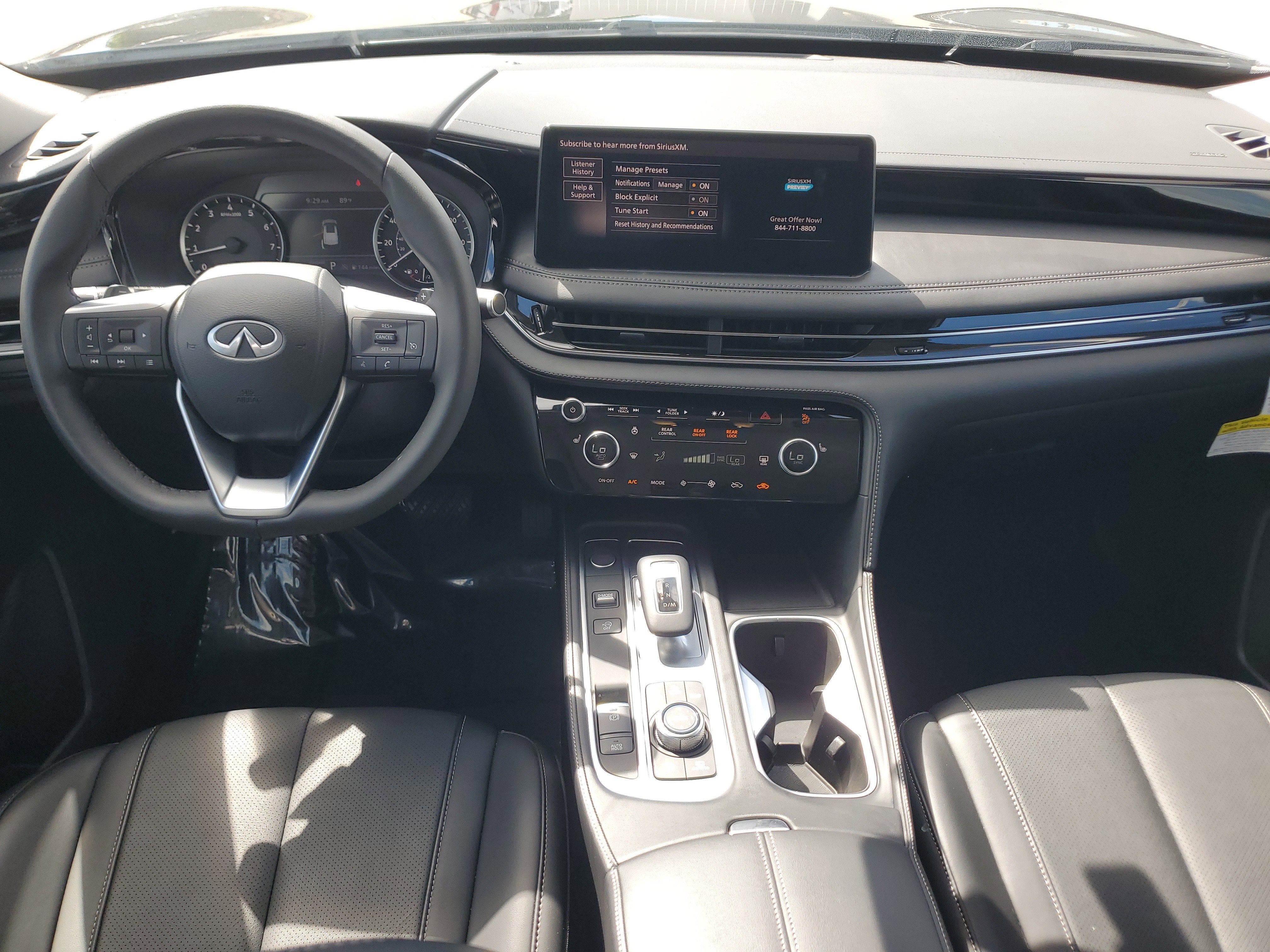 2025 INFINITI QX60 PURE